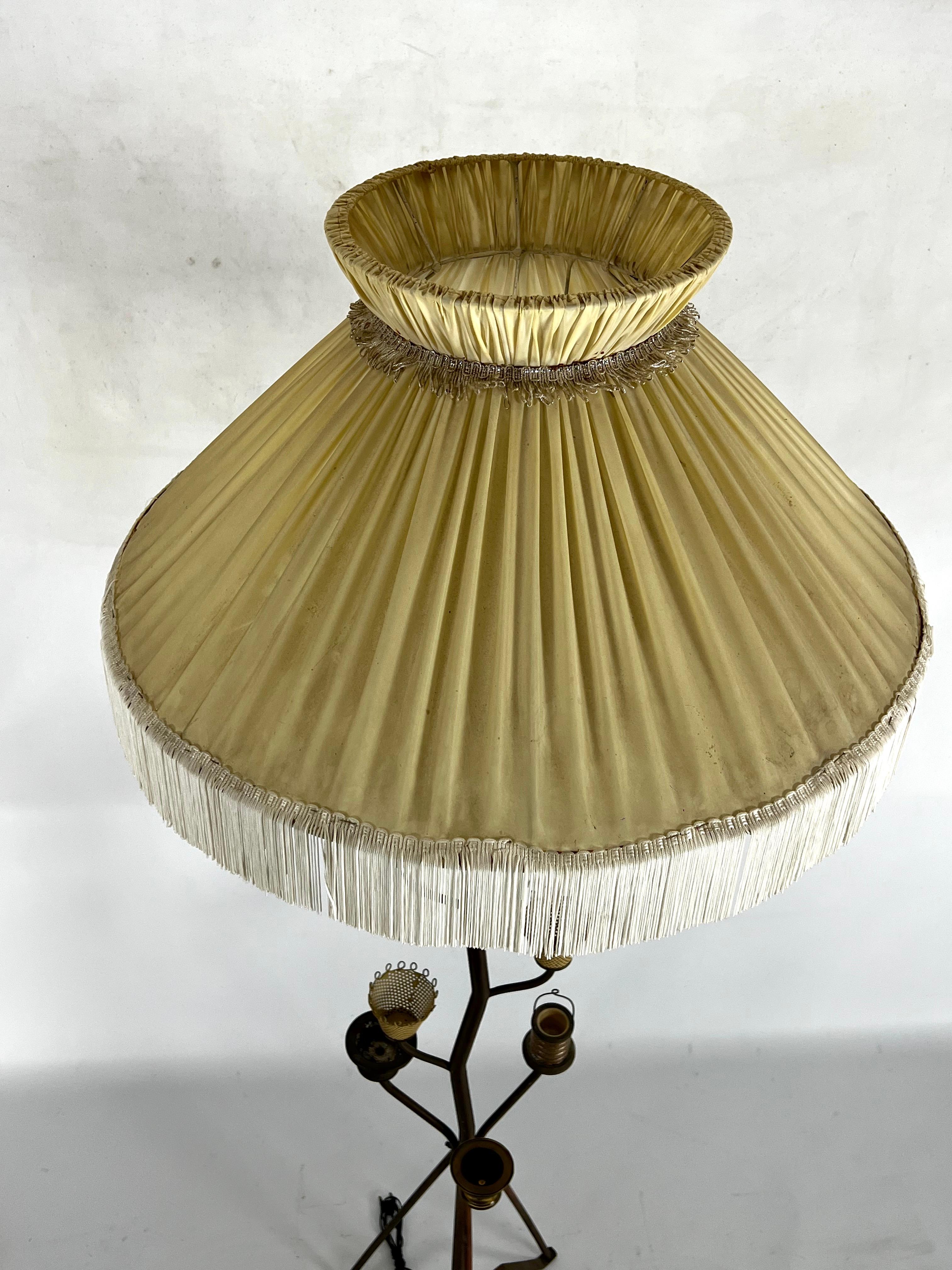 Rare Mid-Century brass floor lamp in the manner of Arredoluce Monza. Italy 1950s For Sale 2