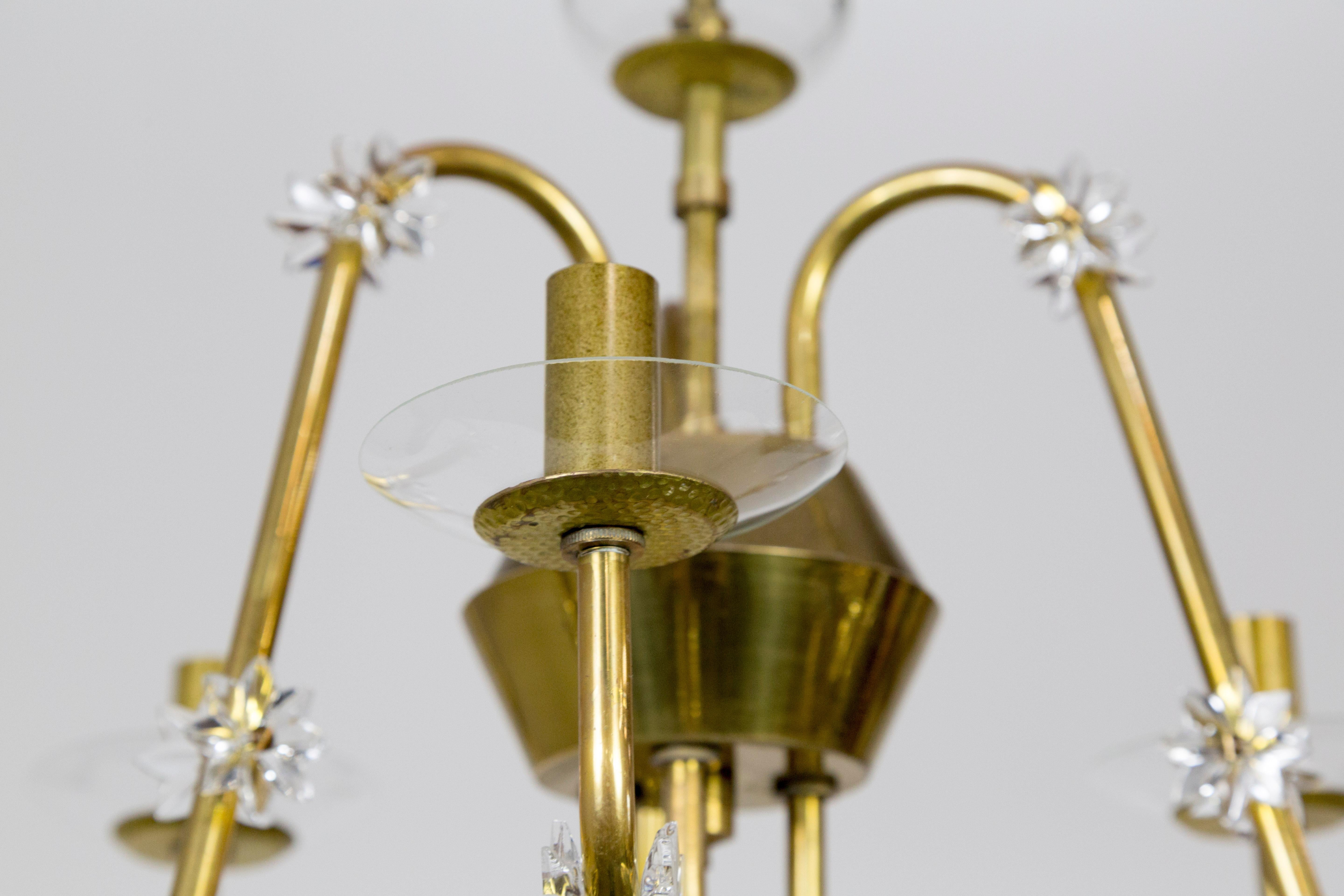 Rare Mid Century Brass & Glass Undulating 6-Arm Chandelier In Good Condition For Sale In San Francisco, CA