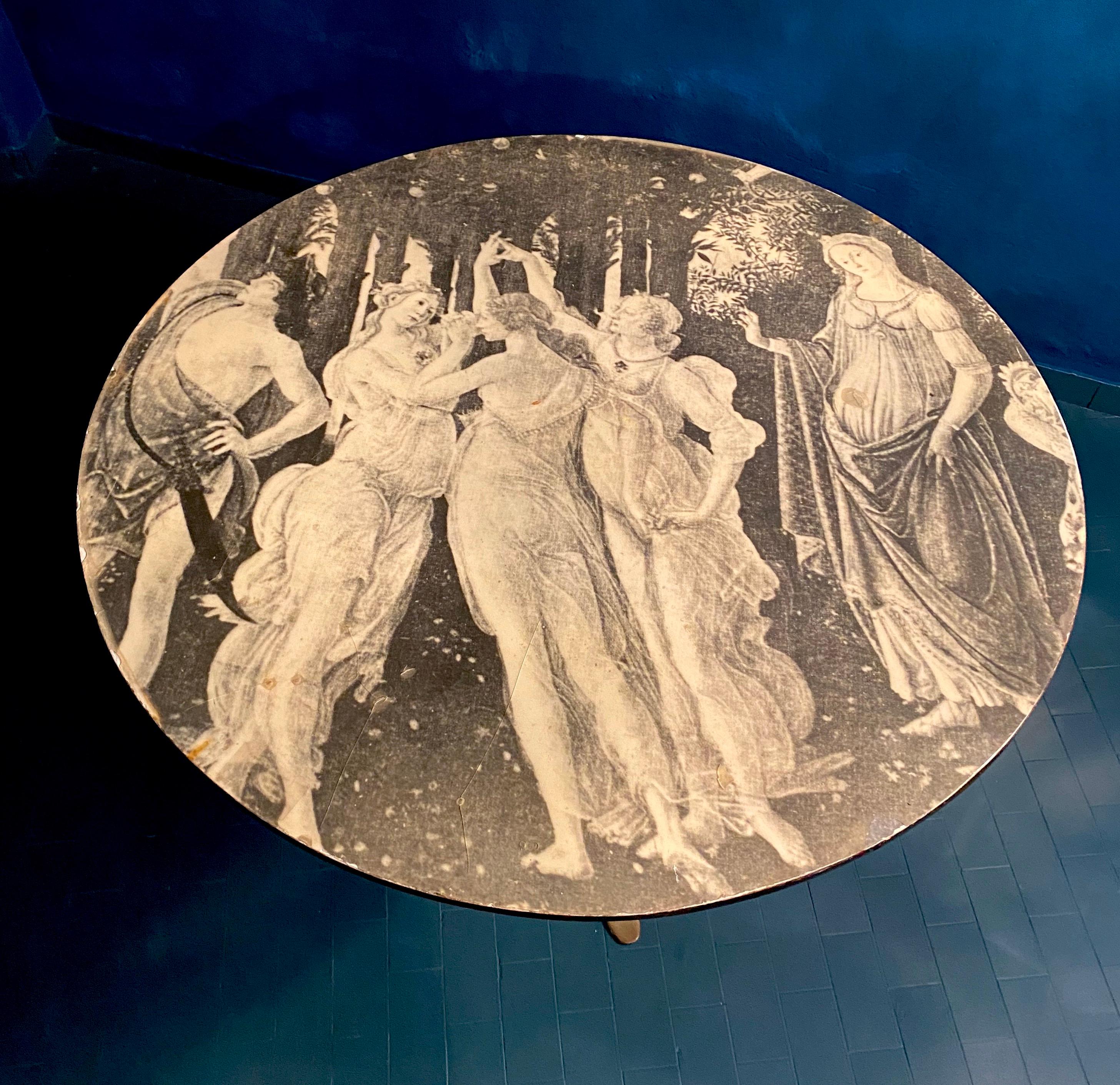 Rare table centrale ou table d'appoint du milieu du siècle dernier attribuée à Osvaldo Borsani Bon état - En vente à Rome, IT