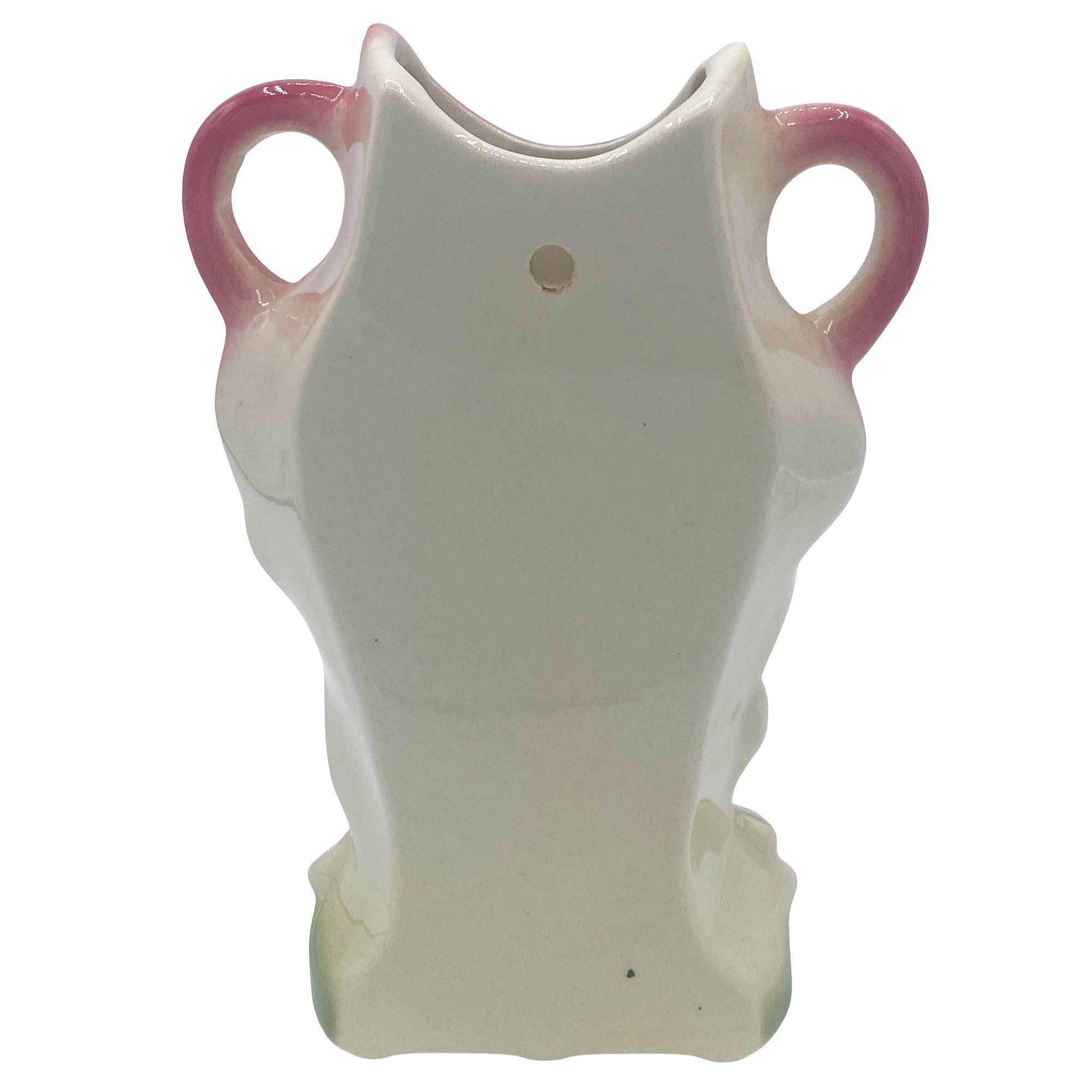 Rare Mid-century Ceramic California Pottery Tropical Flamingo Flower Wall Vase In Excellent Condition For Sale In Van Nuys, CA