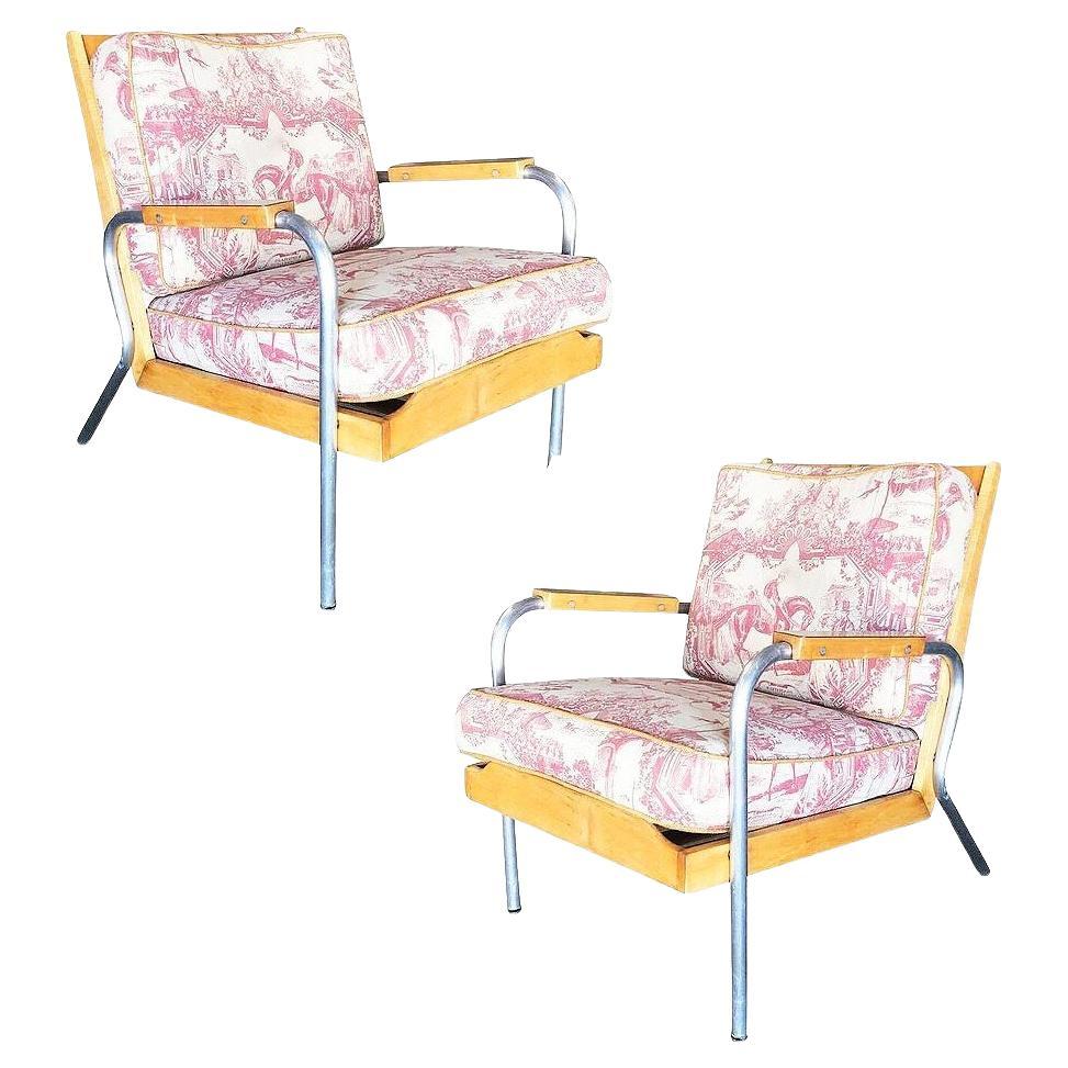 Rare Mid-Century Chrome Tubular Steel 
Blonde Oak Lounge Chair by Hill-Rom Pair en venta