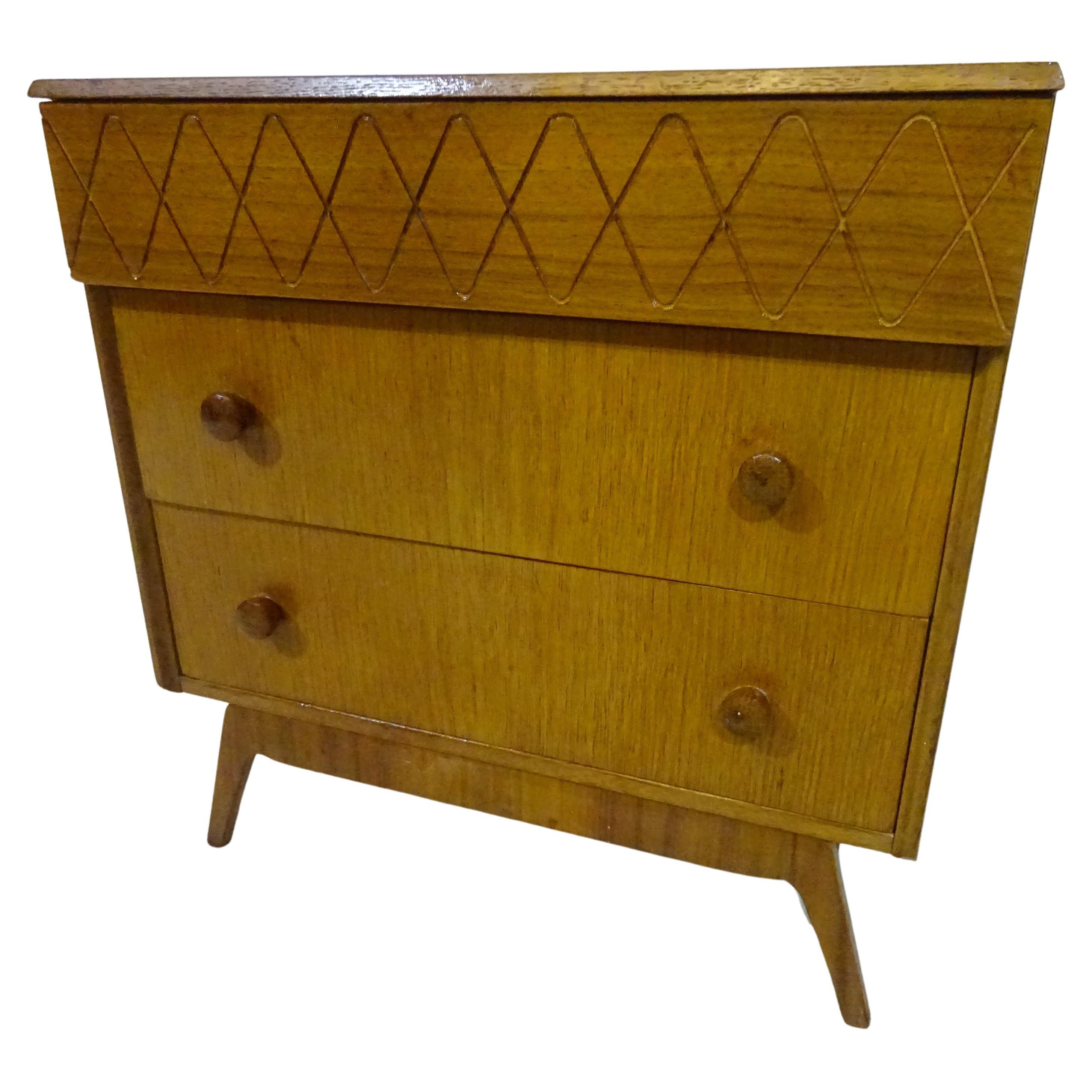 Rare Mid Century Compact Chest of Drawers by Schreiber of England 