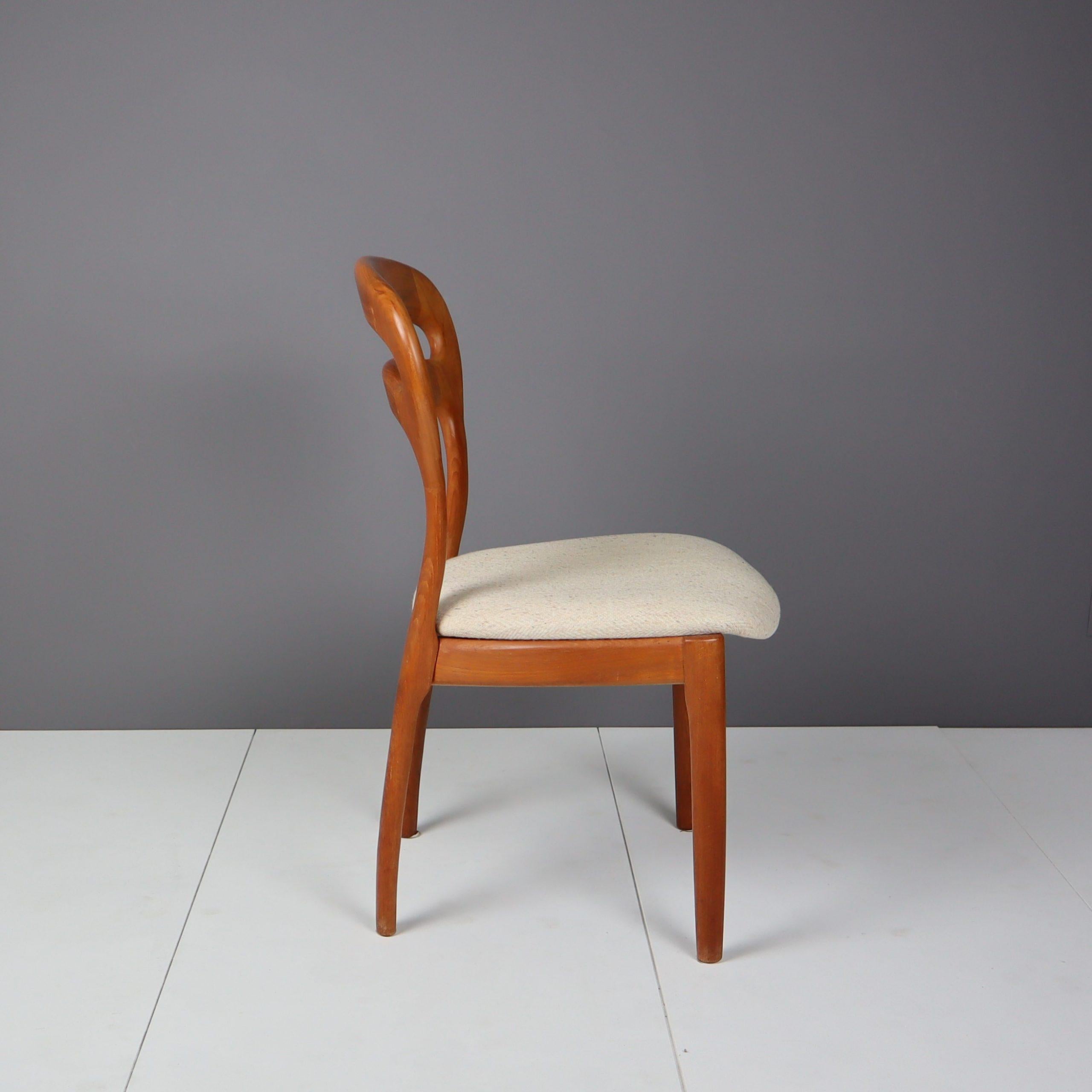 Late 20th Century Rare Danish Teak Dining Chairs by J.L. Møllers Møbelfabrik For Sale