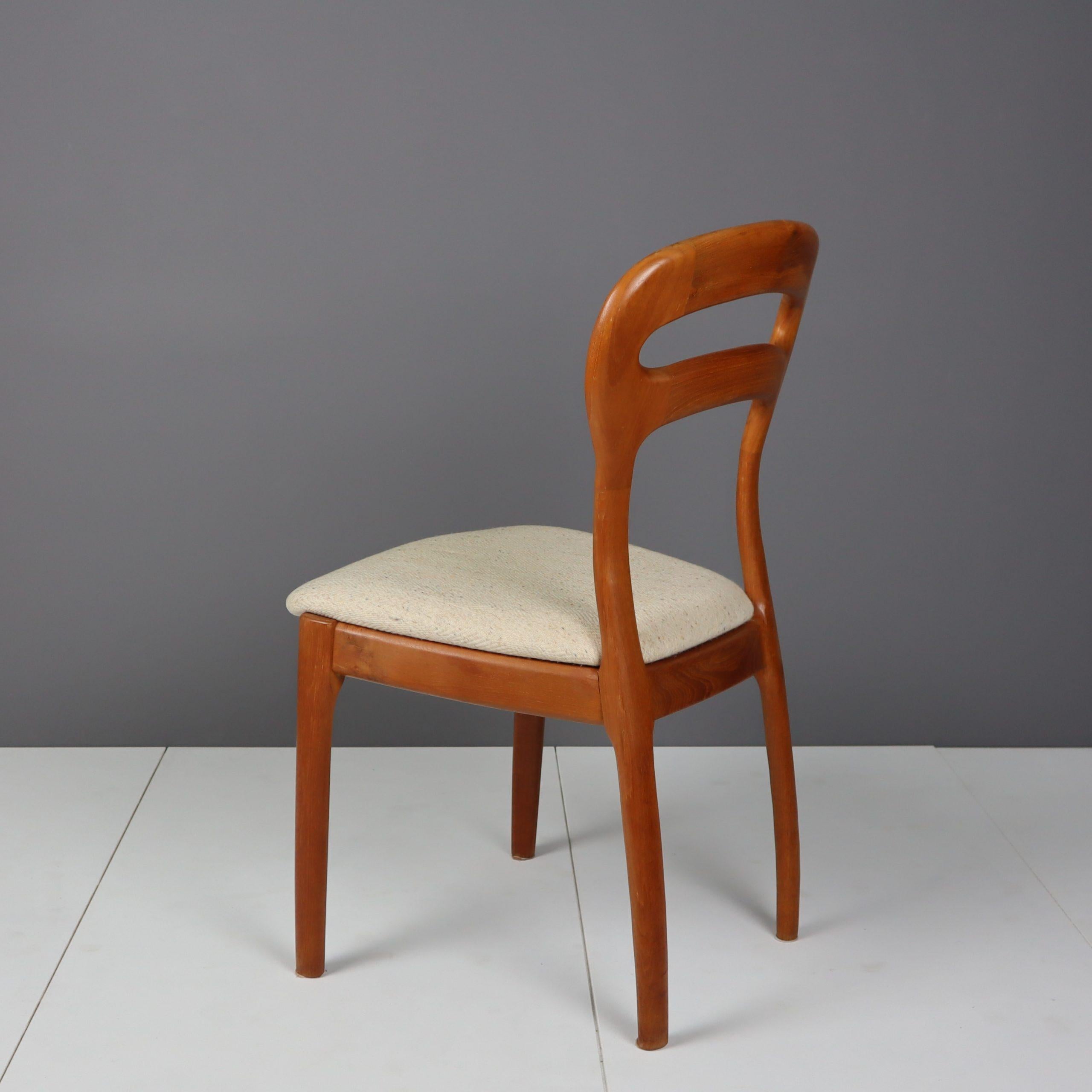 Rare Danish Teak Dining Chairs by J.L. Møllers Møbelfabrik For Sale 2