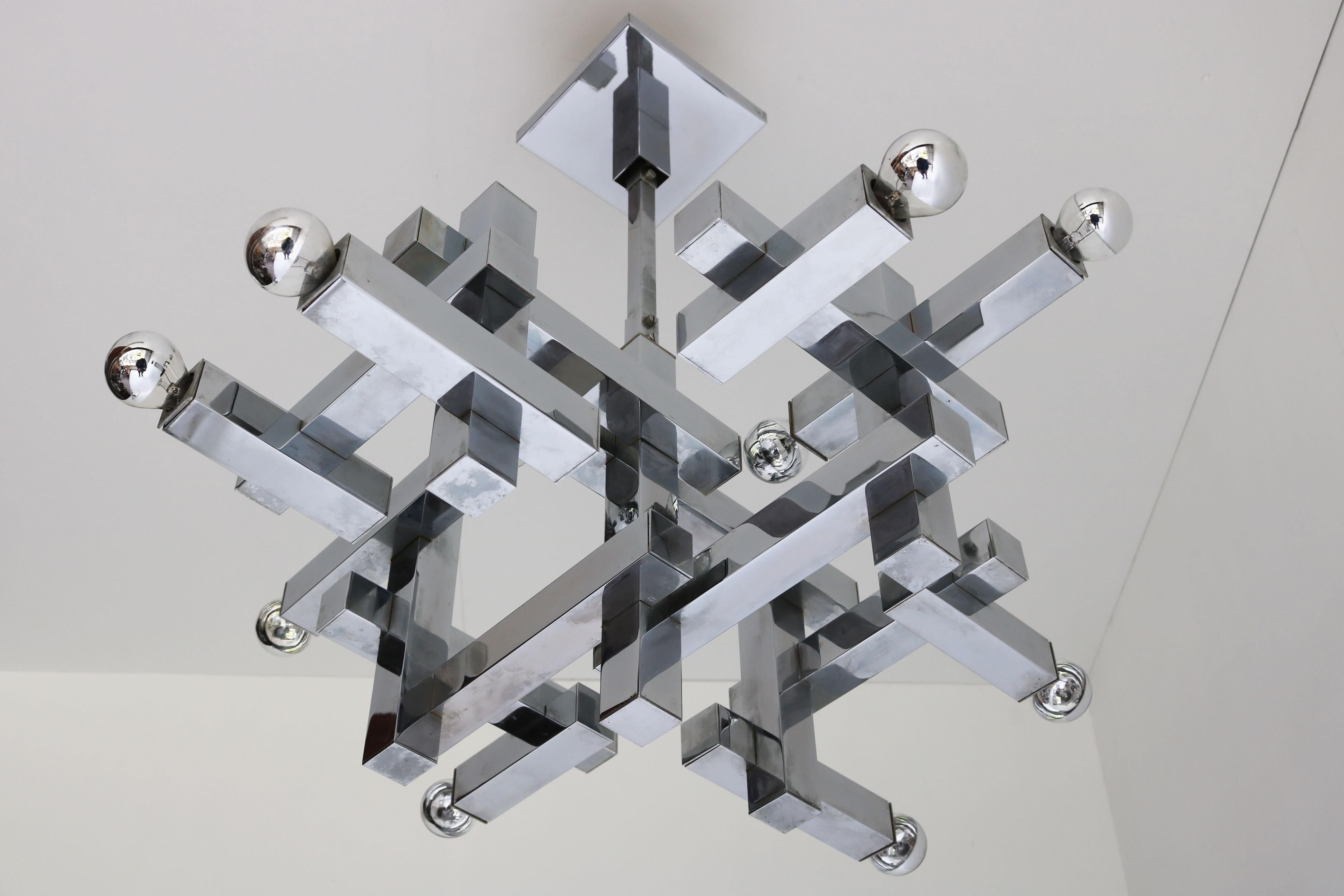 Raro lampadario di design di metà secolo di Gaetano Sciolari Modello Metrico 1960 Cromo in vendita 2