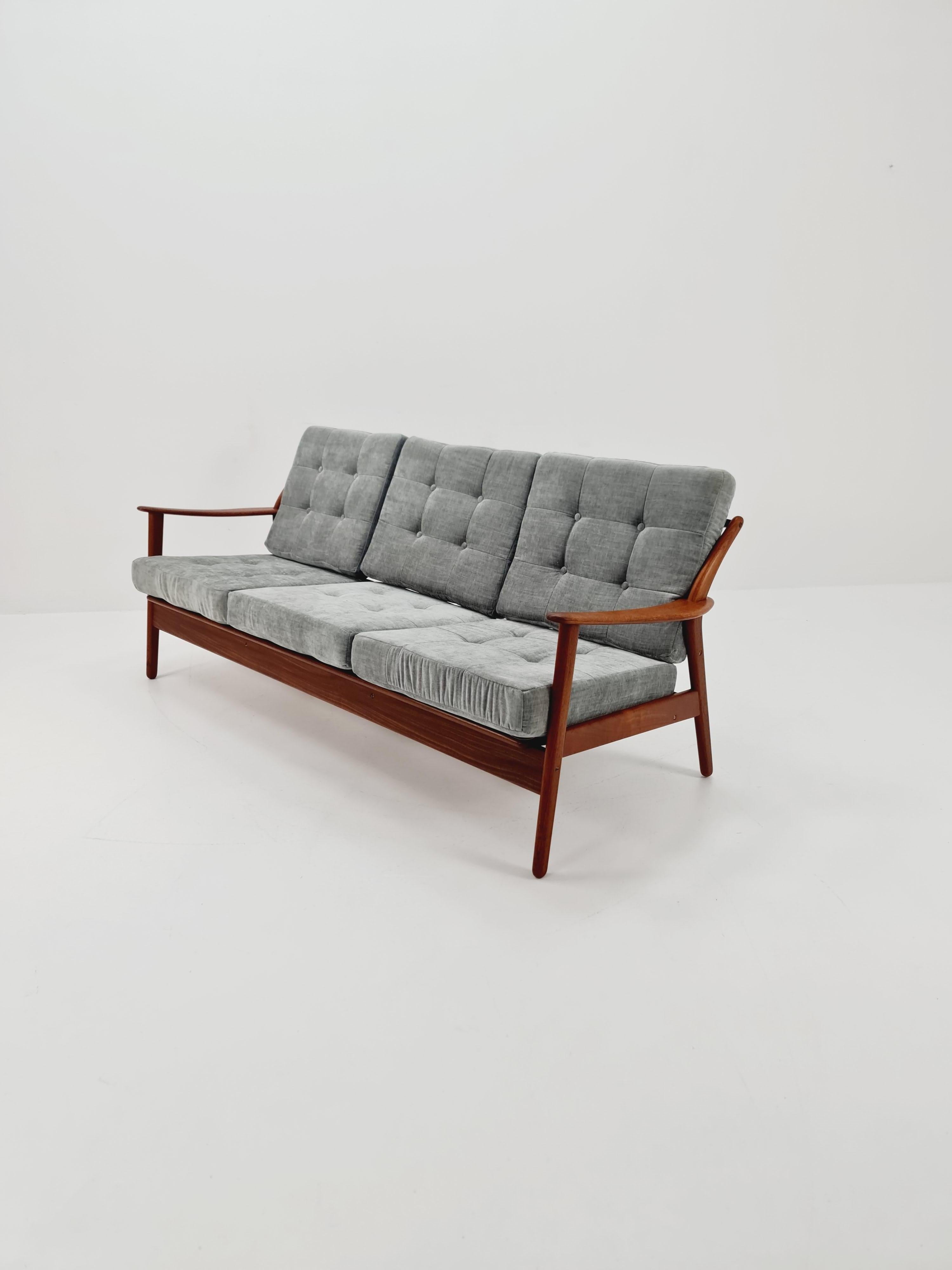 Raro sofá easy lounge de mediados de siglo  para teca DE Ster , años 60 en venta 8