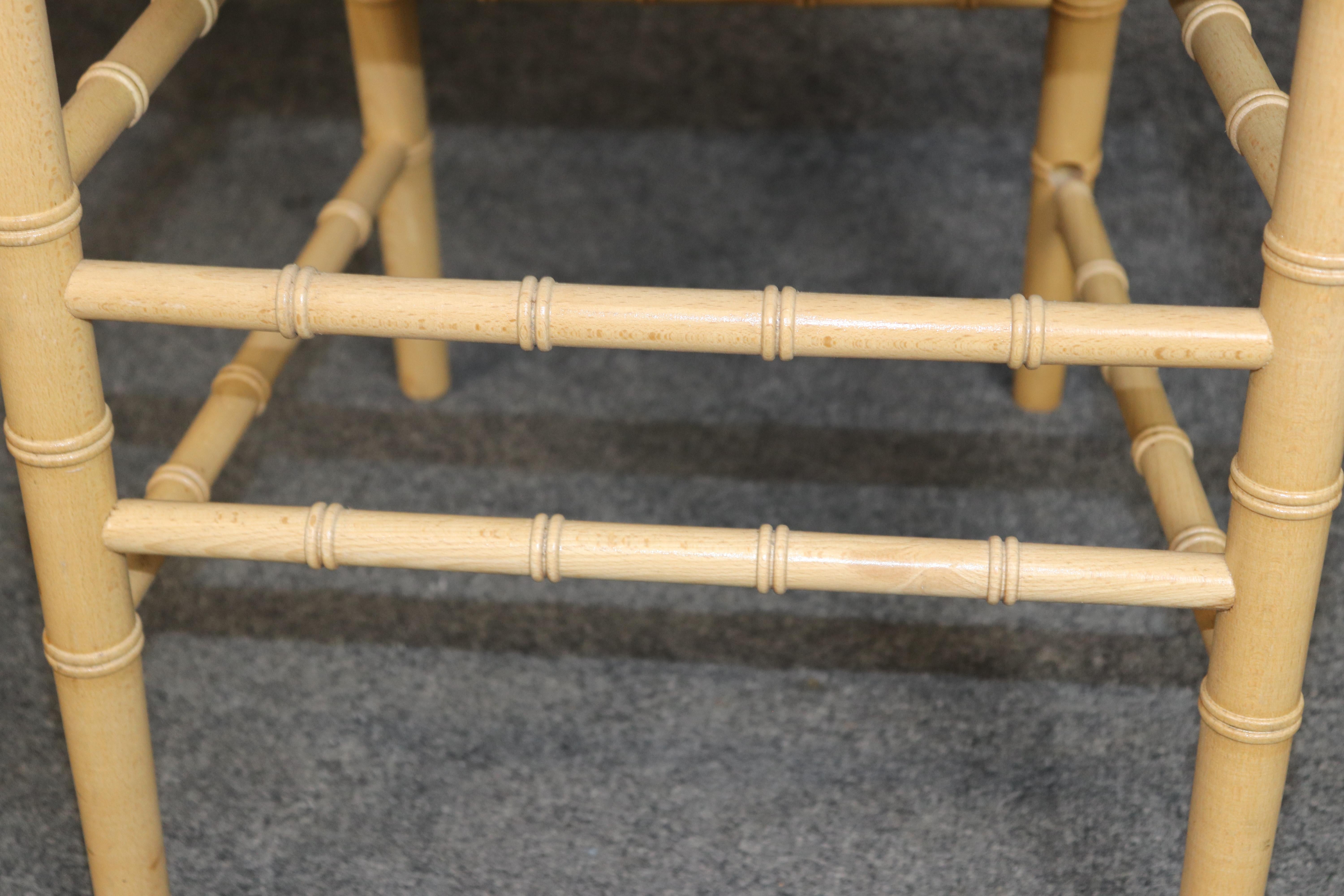 Chaises de salle à manger en faux bambou et bois de hêtre - Lot de 14, Circa 1960s en vente 3