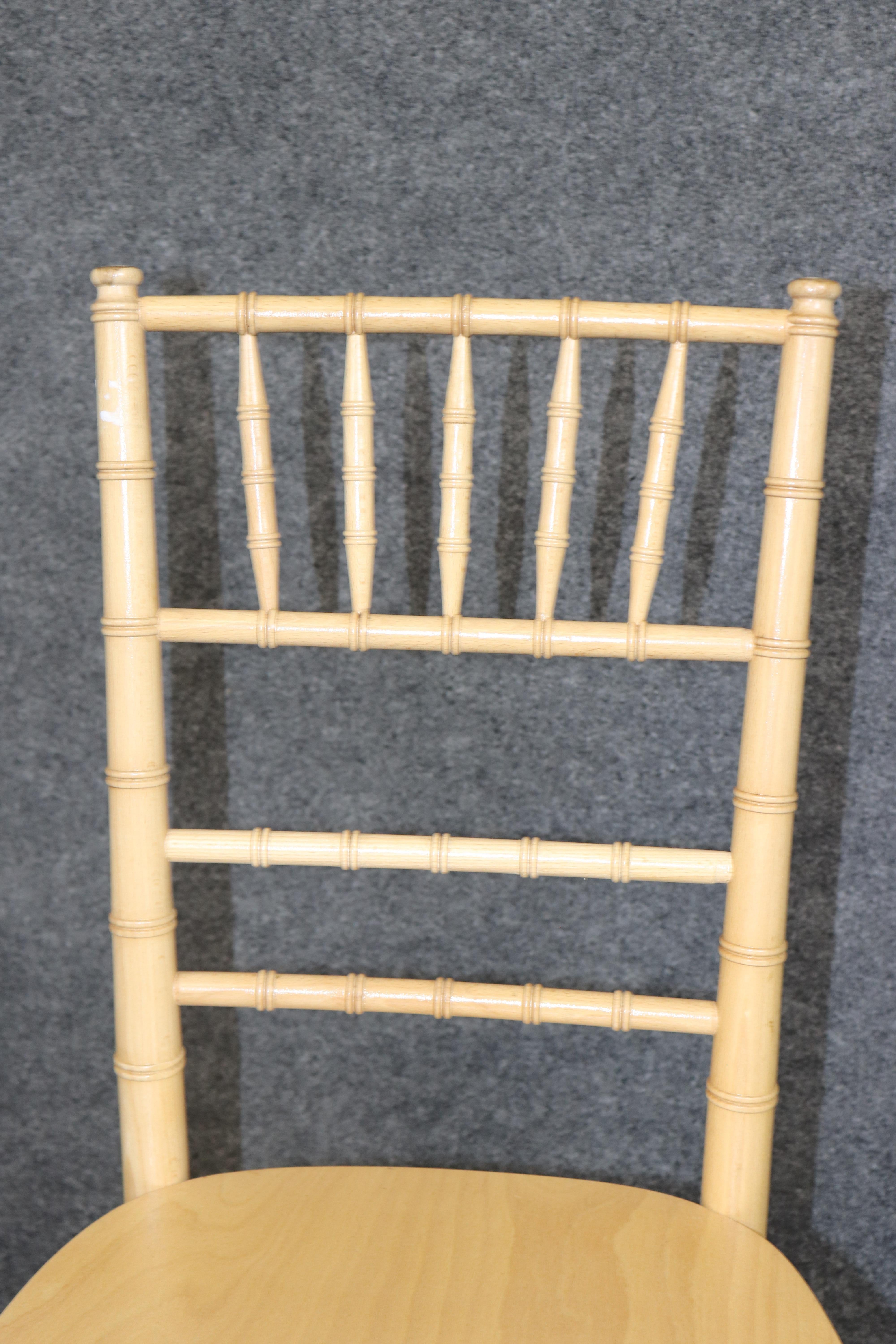 Chaises de salle à manger en faux bambou et bois de hêtre - Lot de 14, Circa 1960s en vente 4