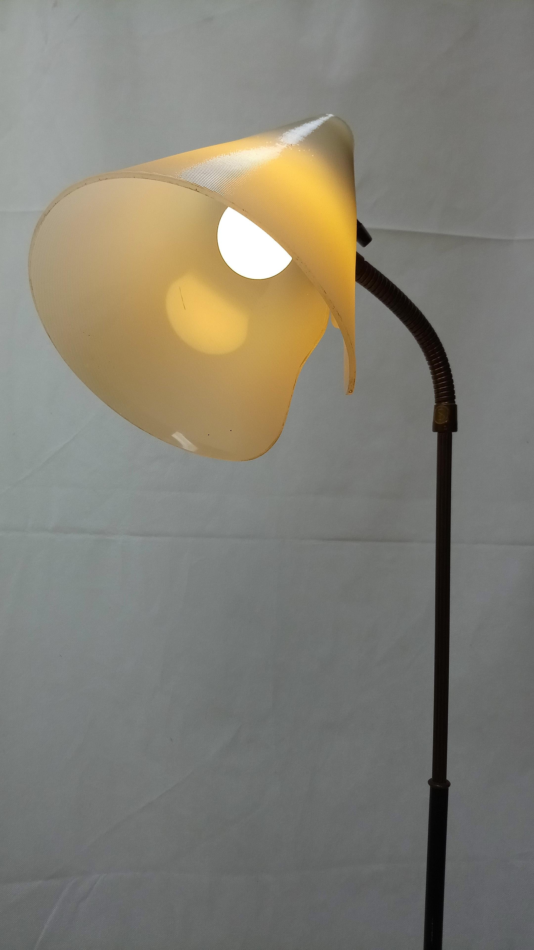 Rare mid-century floor lamp by Hans Bergström for Asea For Sale 6