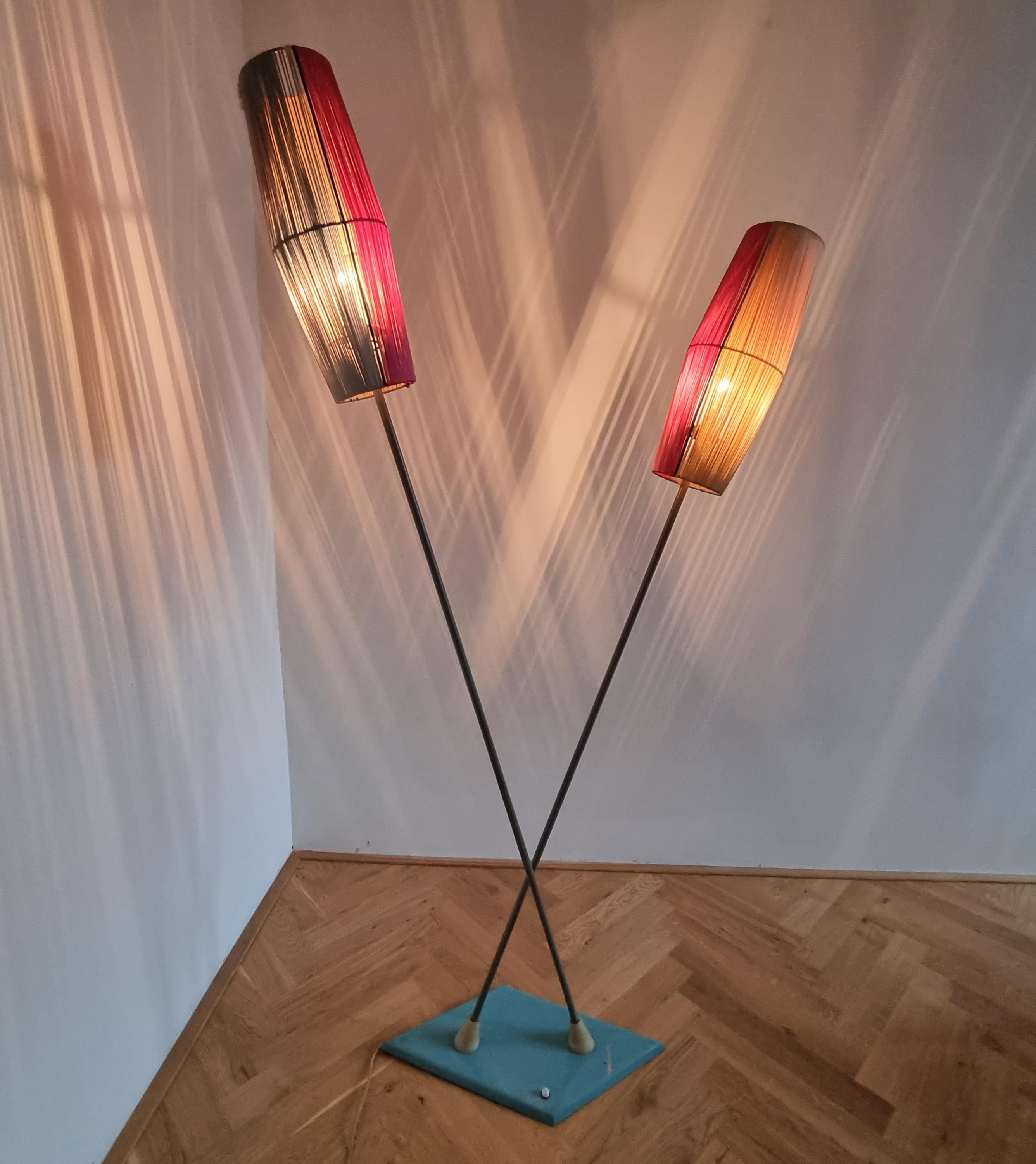 Métal Rare lampadaire du milieu du siècle dernier, Allemagne, années 1960 en vente