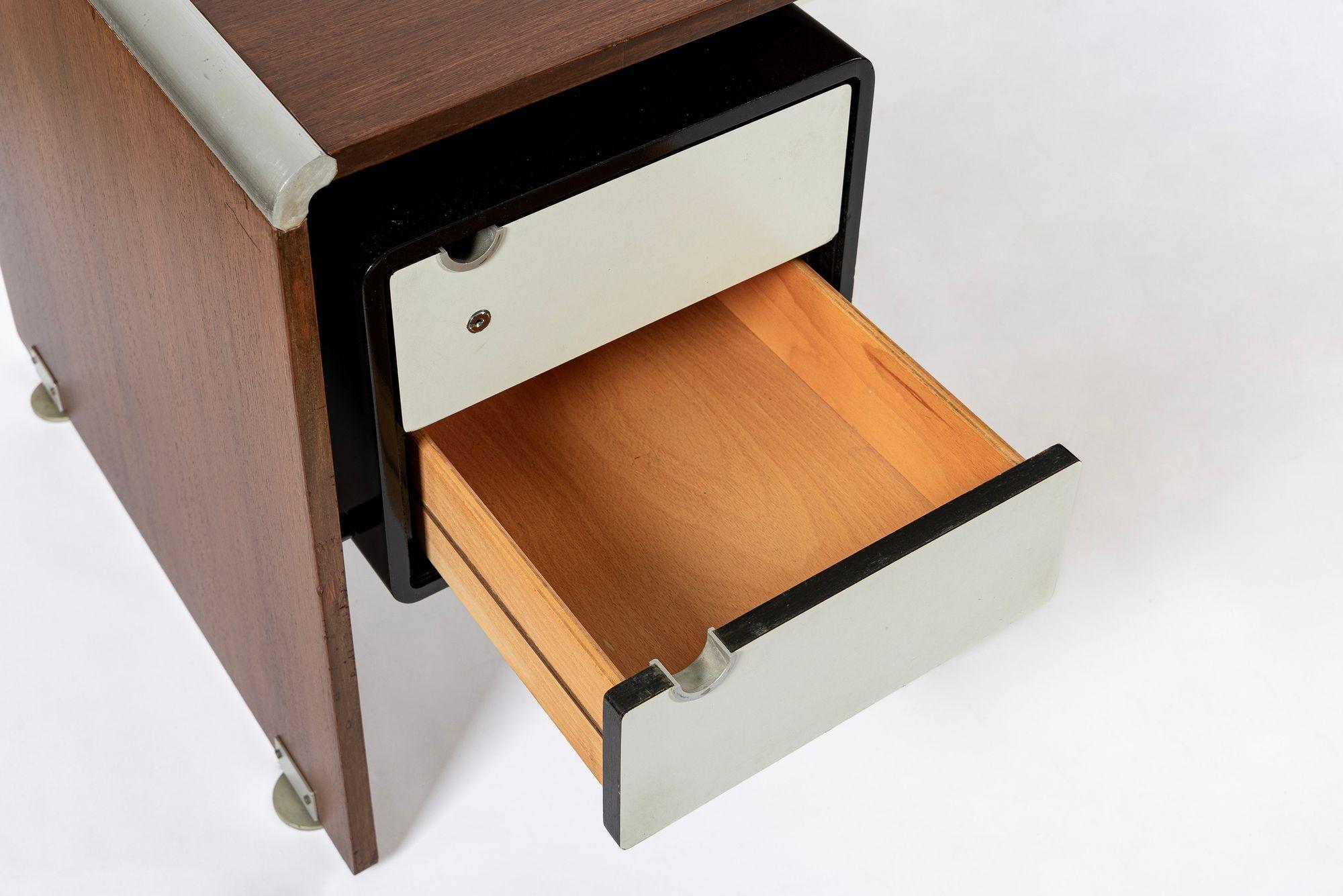 Rare Mid Century French Modern AR180 Desk by Alain Richard 1970s For Sale 1