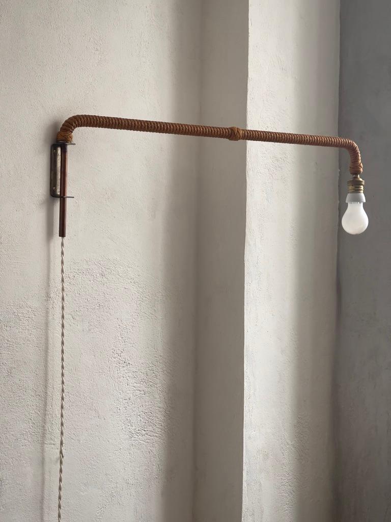 Mid-20th Century Rare Mid century French wall light in patinated rope, brass and copper. For Sale