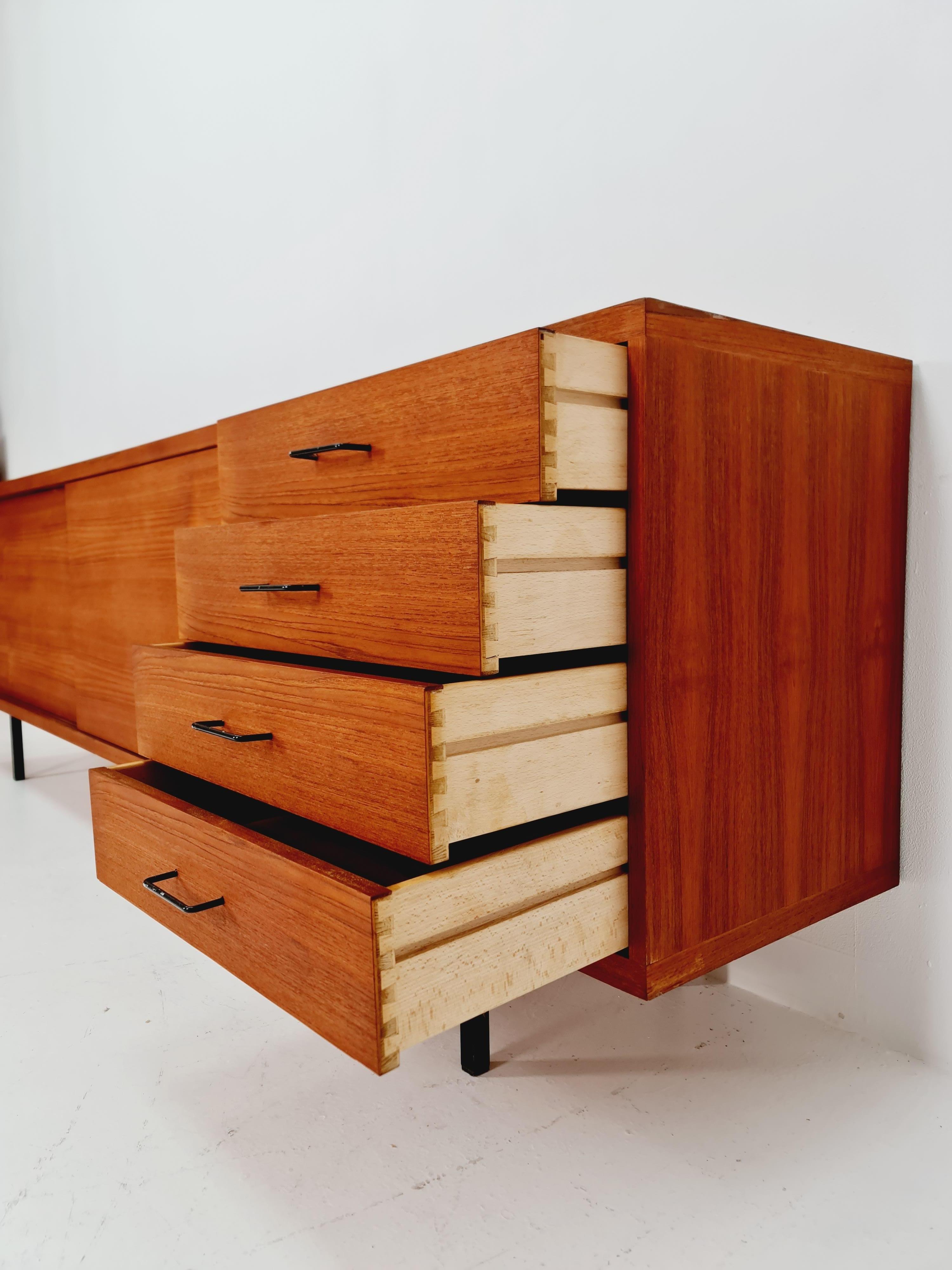 Seltenes Mid-Century deutsches vintage Sideboard von Hans Könecke für Tecta, 1960er Jahre im Zustand „Gut“ im Angebot in Gaggenau, DE