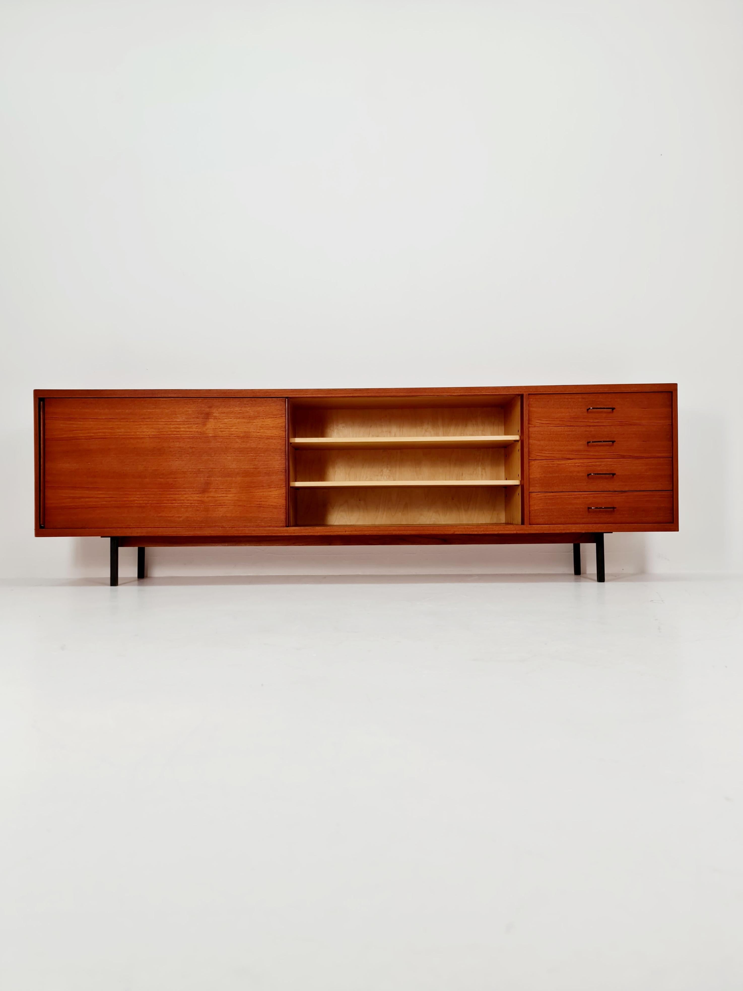Seltenes Mid-Century deutsches vintage Sideboard von Hans Könecke für Tecta, 1960er Jahre (Mitte des 20. Jahrhunderts) im Angebot