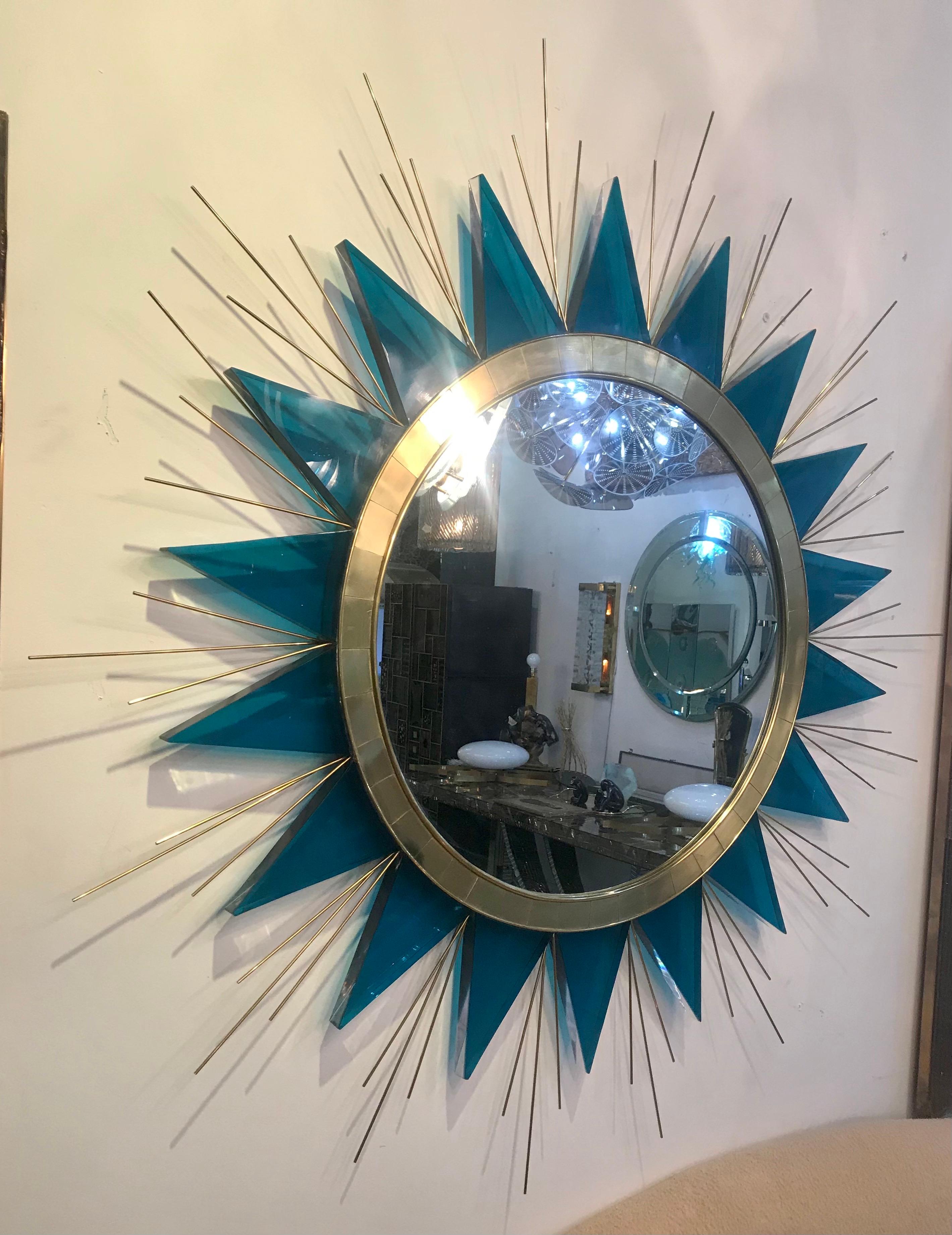 Rare Mid-Century Green Lucite and Brass Sunburst Mirror In Good Condition In Miami, FL