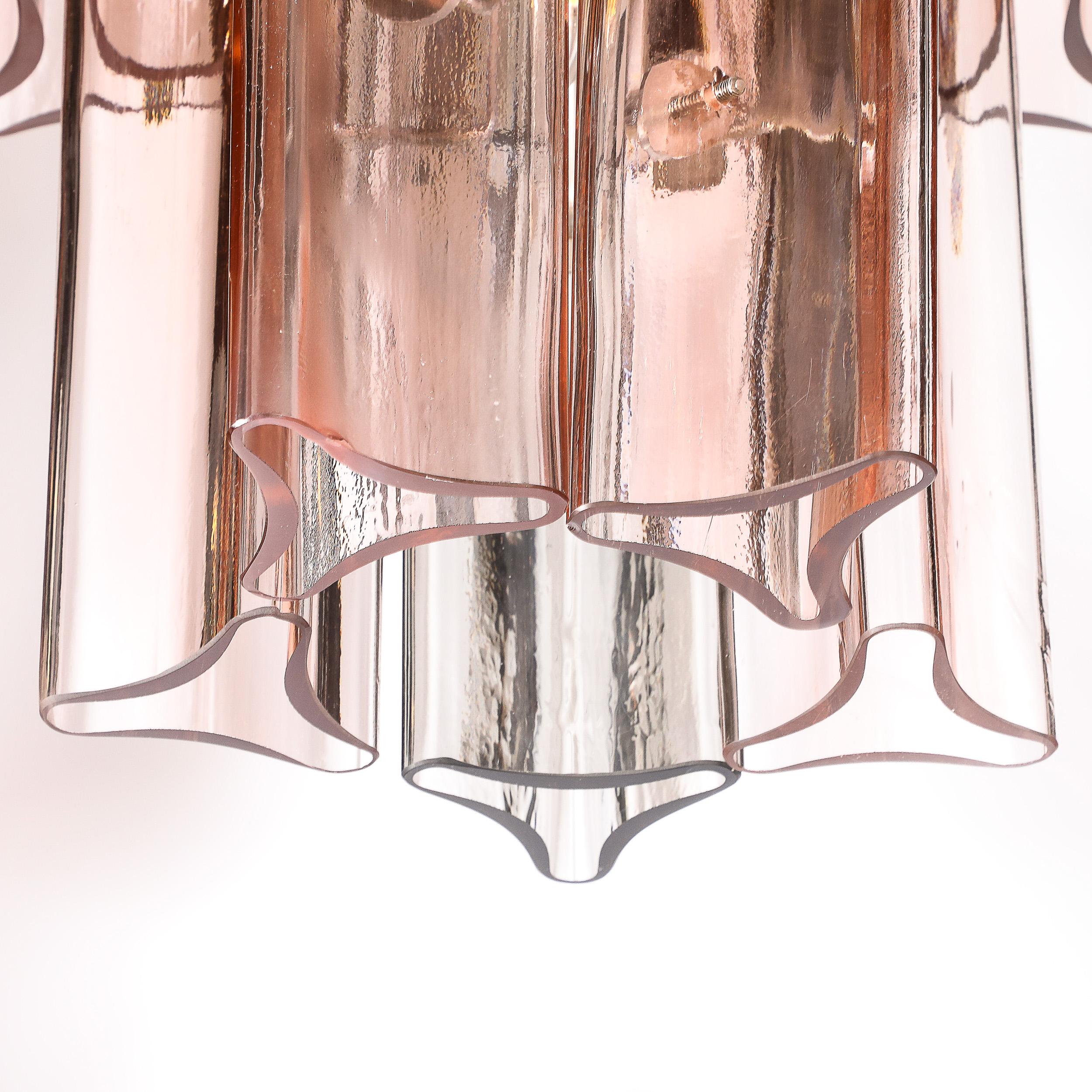 Rare lustre pendentif à 2 branches en verre de Murano fumé et rosé soufflé à la main au milieu du siècle dernier en vente 8