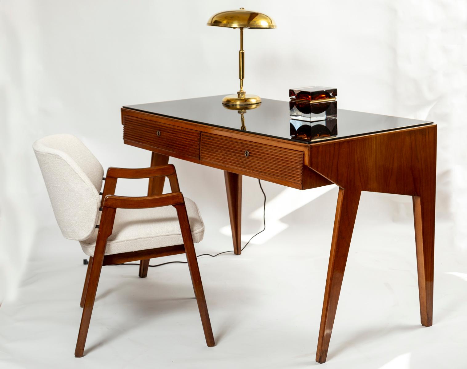 Rare Mid Century Italian Grissinato Desk In The Style Of Gio Ponti For Sale 4