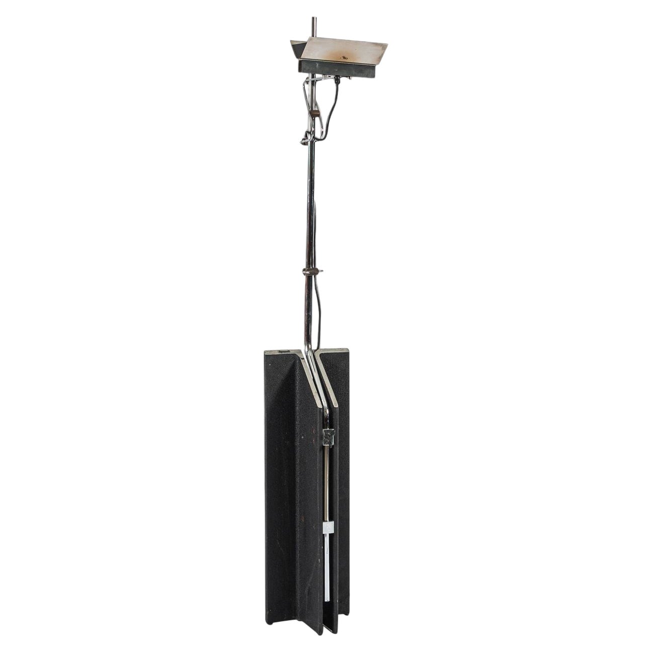 Seltene italienische Stehlampe Model MP aus der Mitte des Jahrhunderts von Ennio Chiggio