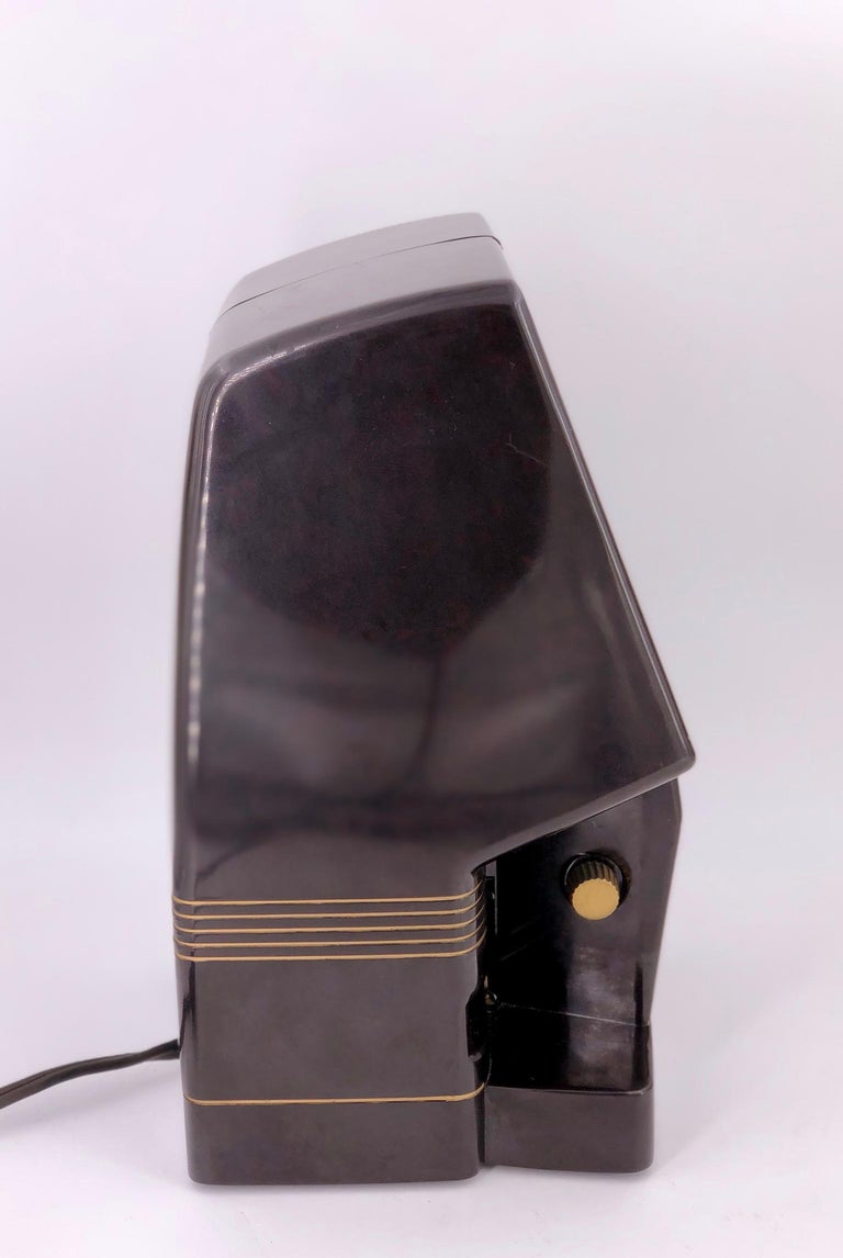 Rare Midcentury Kodak Slide Projector with Bakelite Case at 1stDibs