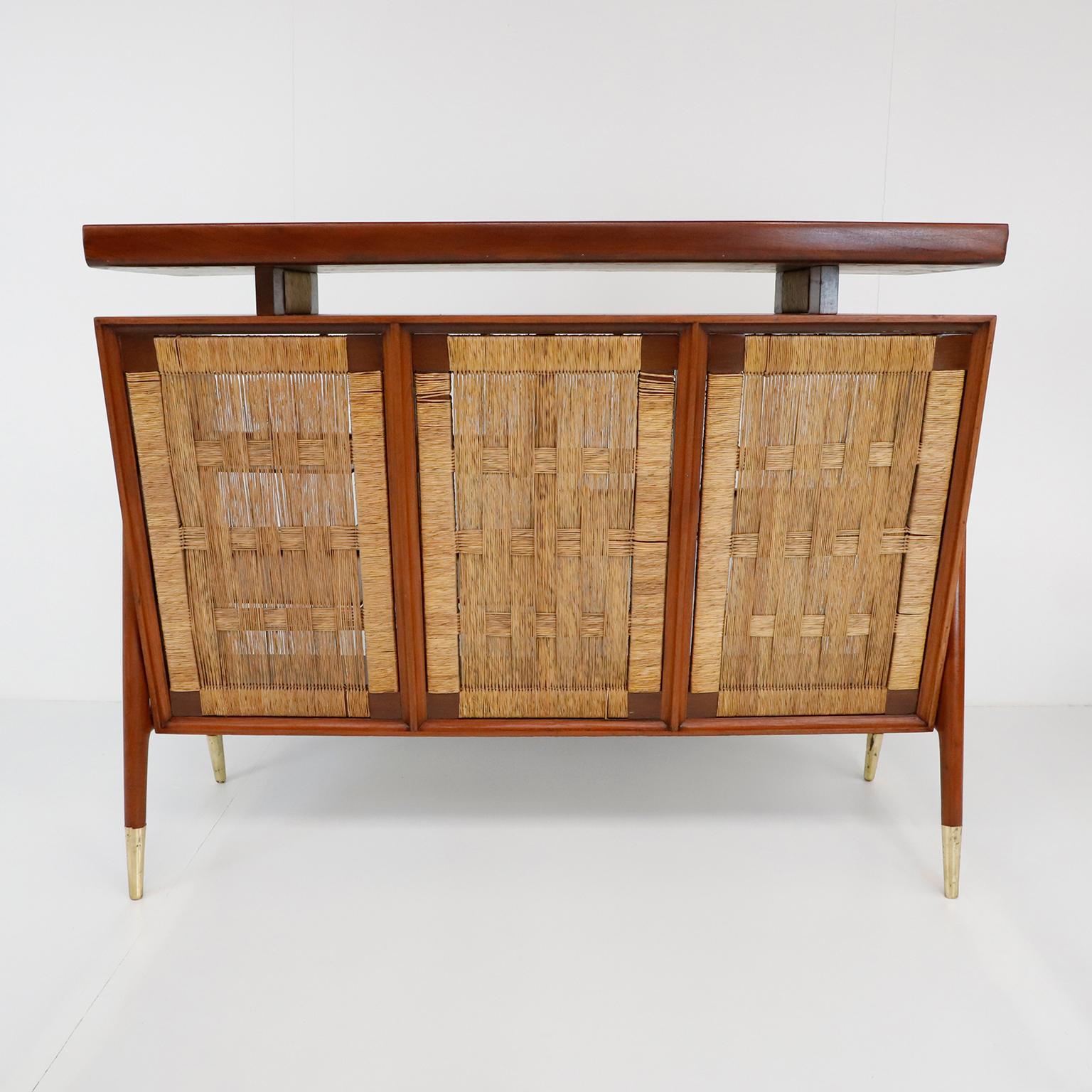 Circa 1960, we offer this beautiful and rare mid century Mexican woven bar and stools set. Attributed to Edmund Spence. Made first class mahogany wood.