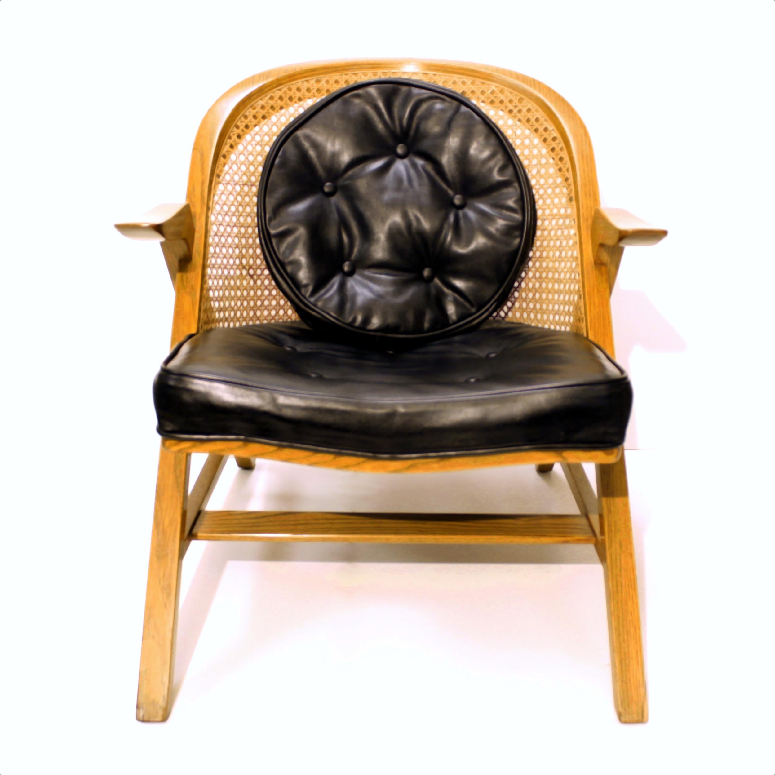 Rare Mid-Century Modern 5700-A A Frame Lounge Chair by Edward Wormley for Dunbar In Excellent Condition In Lafayette, IN