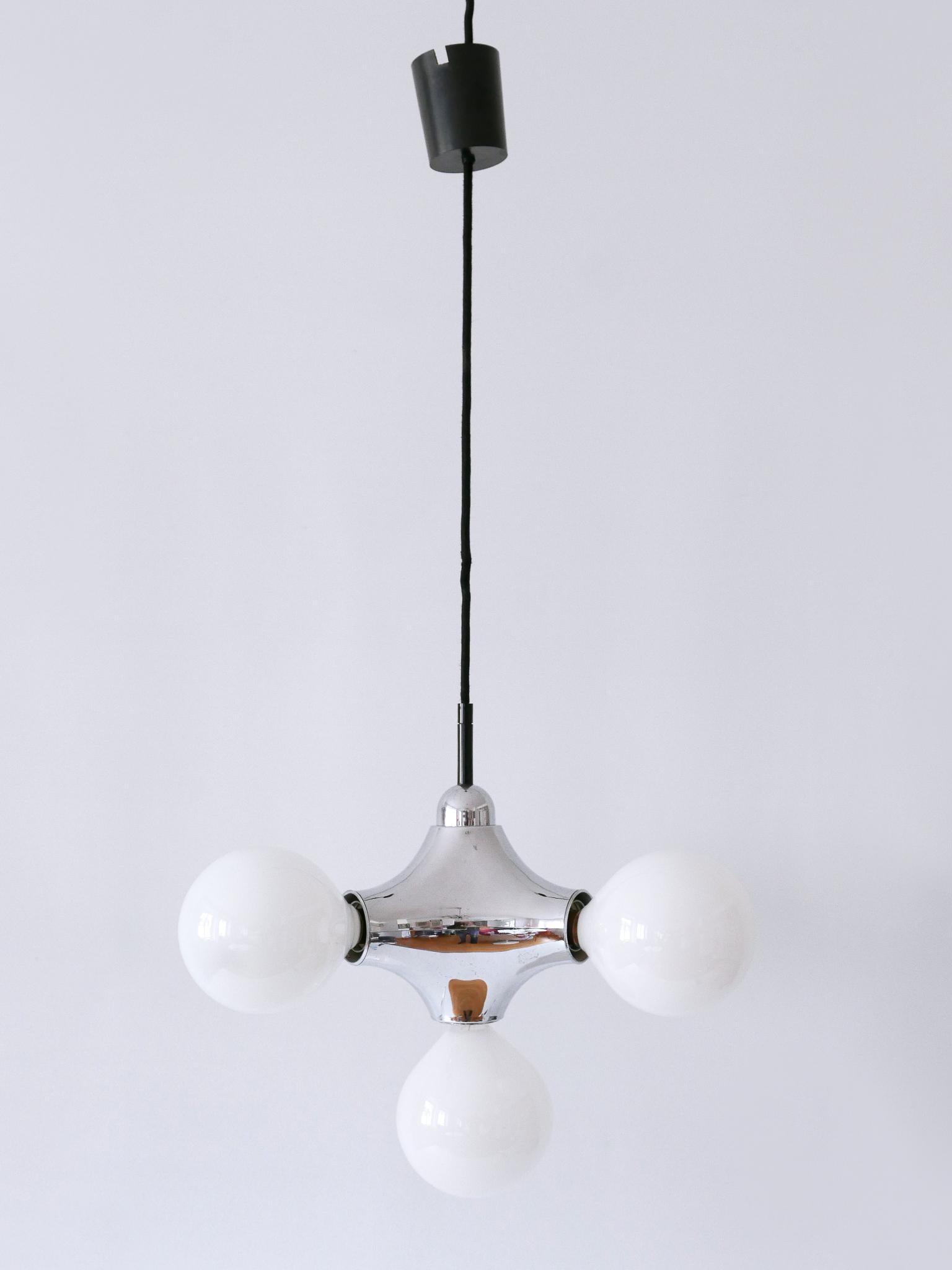 Rare Mid-Century Modern Atomic Pendant Lamp by Gebrüder Cosack Germany 1970s In Good Condition For Sale In Munich, DE
