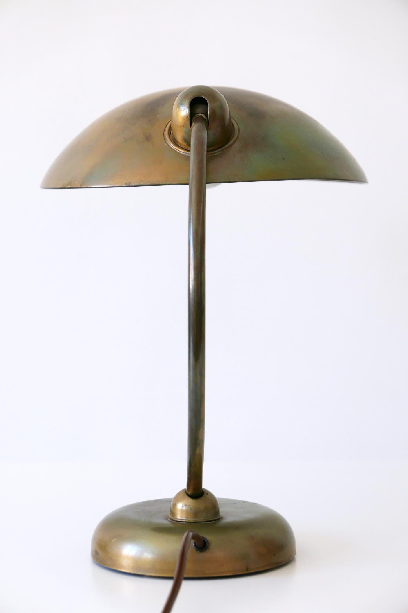 Rare Mid-Century Modern Brass Desk Light or Table Lamp, 1950, Germany In Good Condition For Sale In Munich, DE