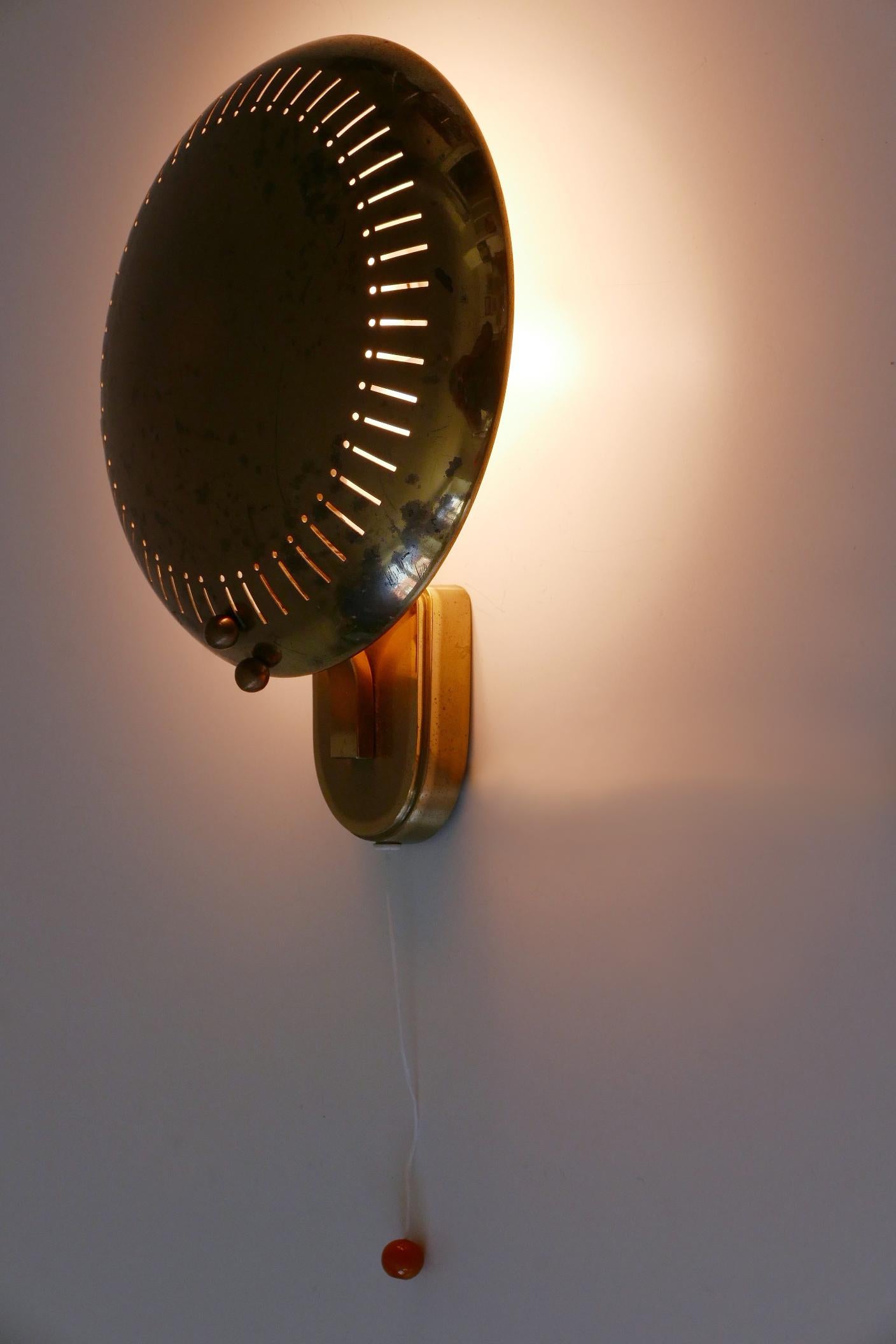 Raro candelabro o aplique de latón moderno de mediados de siglo, por Hillebrand Leuchten Años 50 en venta 9