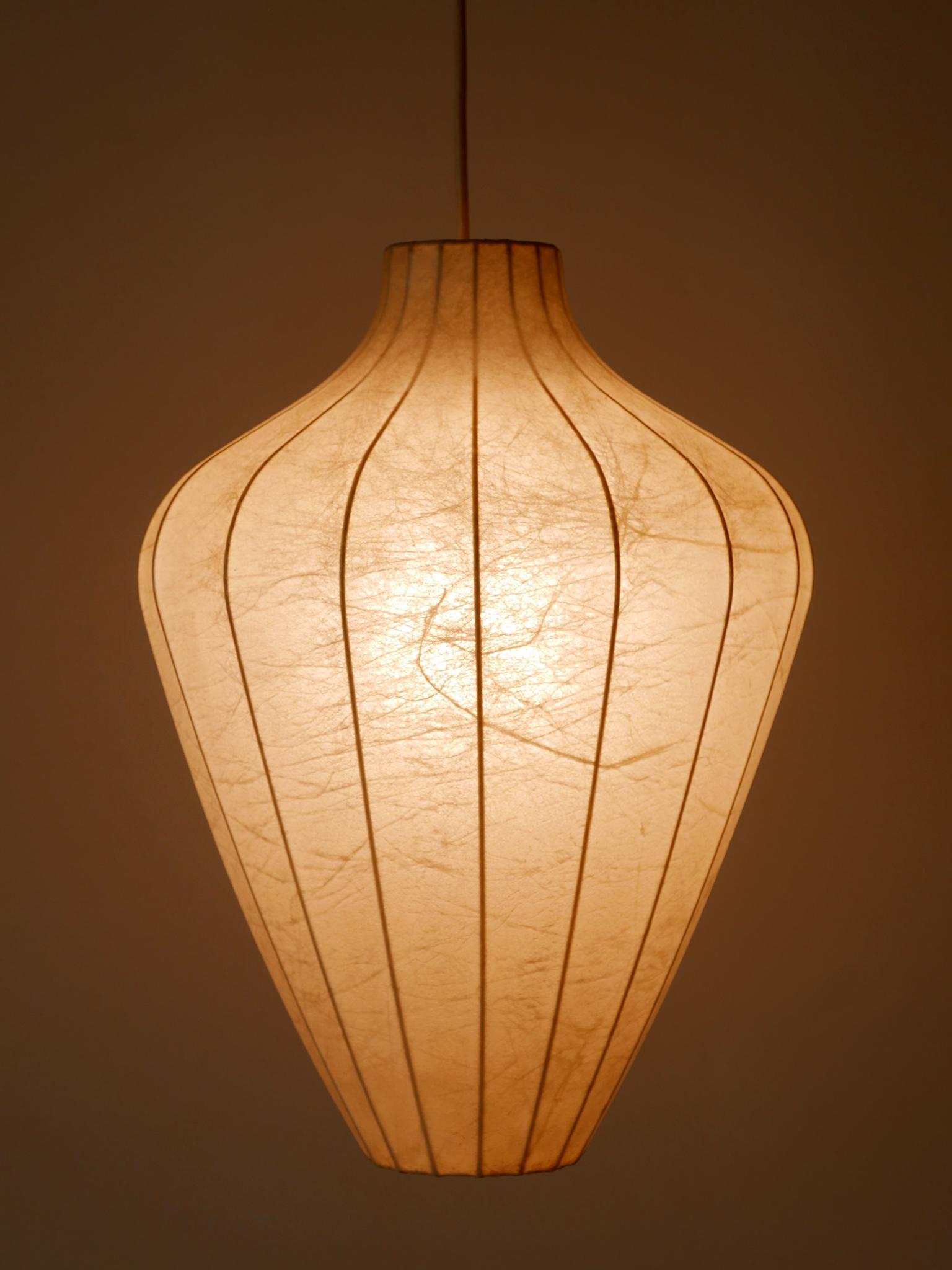 Rara lampada a sospensione o lampada a sospensione Cocoon di Goldkant del 1960 in vendita 2