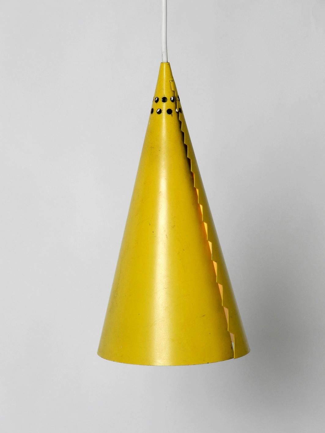 Rare Mid-Century Modern Cone Shaped Pendant Lamp Made of Sheet Steel in Yellow In Good Condition For Sale In München, DE
