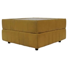 Rare Mid Century Modern Cube Leather Coffee table by Percival Lafer Brazil