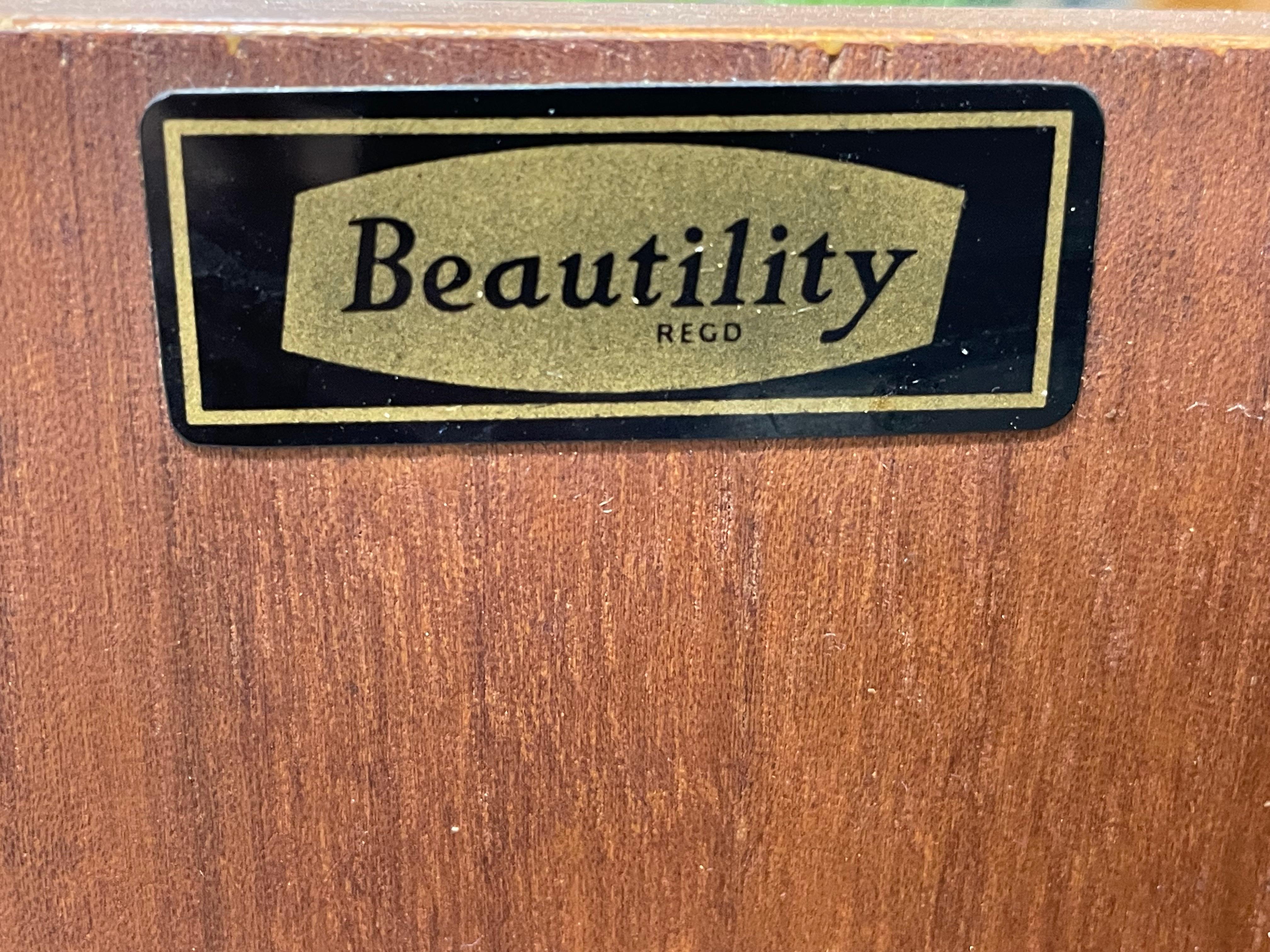 RARE CREDENZA / Media Stand en teck danois moderne du milieu du siècle dernier, c.C. années 1960 en vente 12