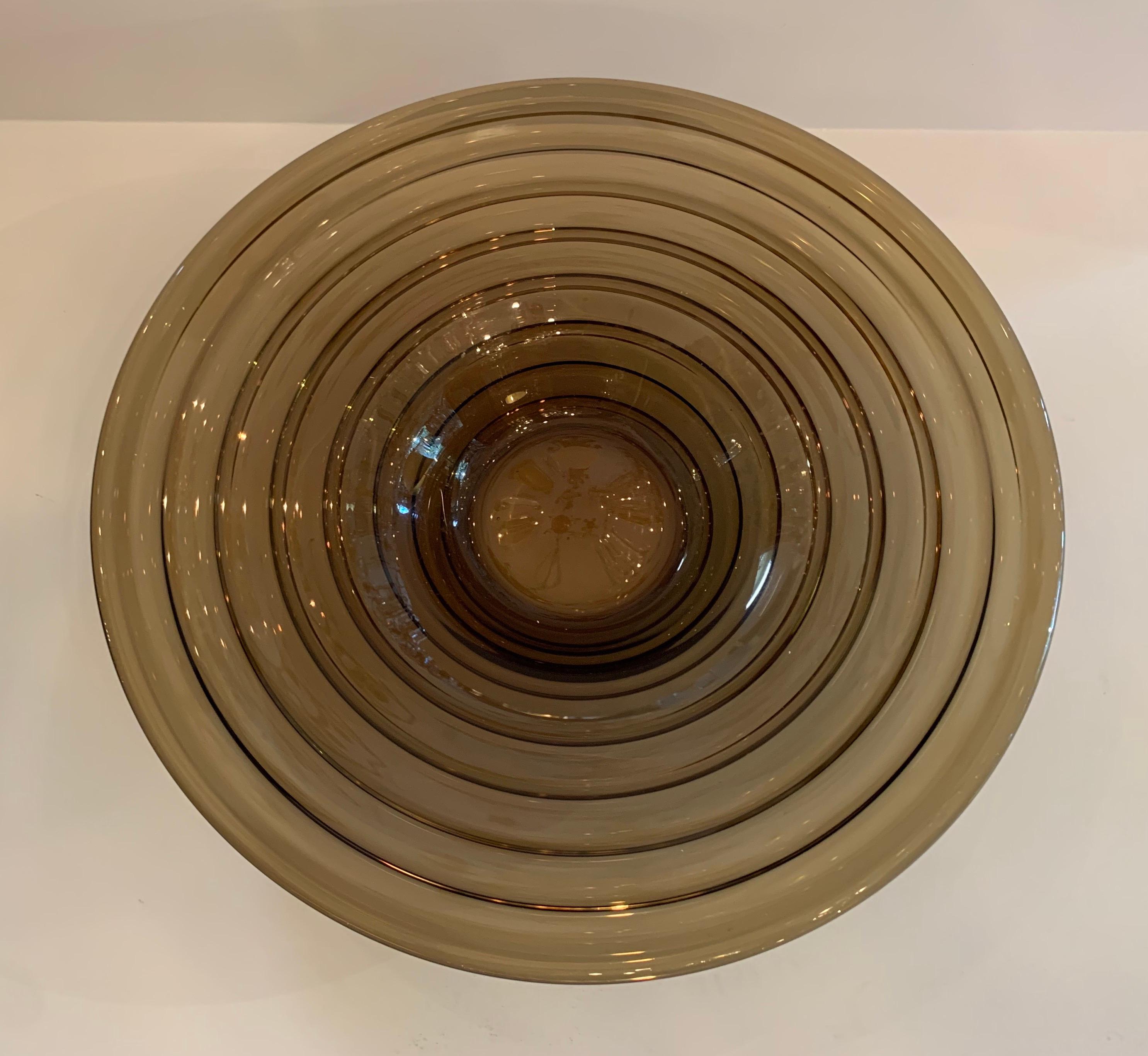 A wonderful Mid-Century Modern signed Daum Nancy France Art Deco smoke grey art glass centerpiece bowl with croix de lorraine
Approx. dimensions: 3