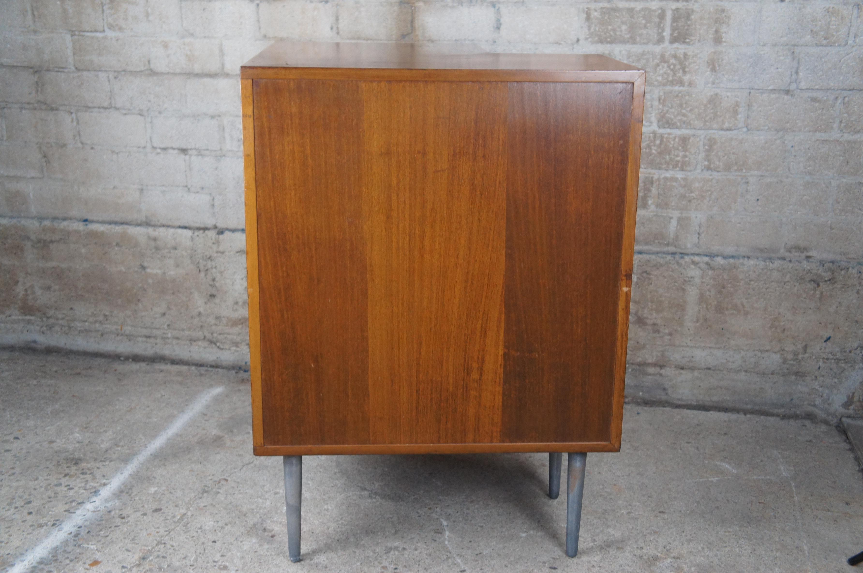 Rare Mid-Century Modern Edward Wormley Dunbar Walnut Corner Bookcase Console 38