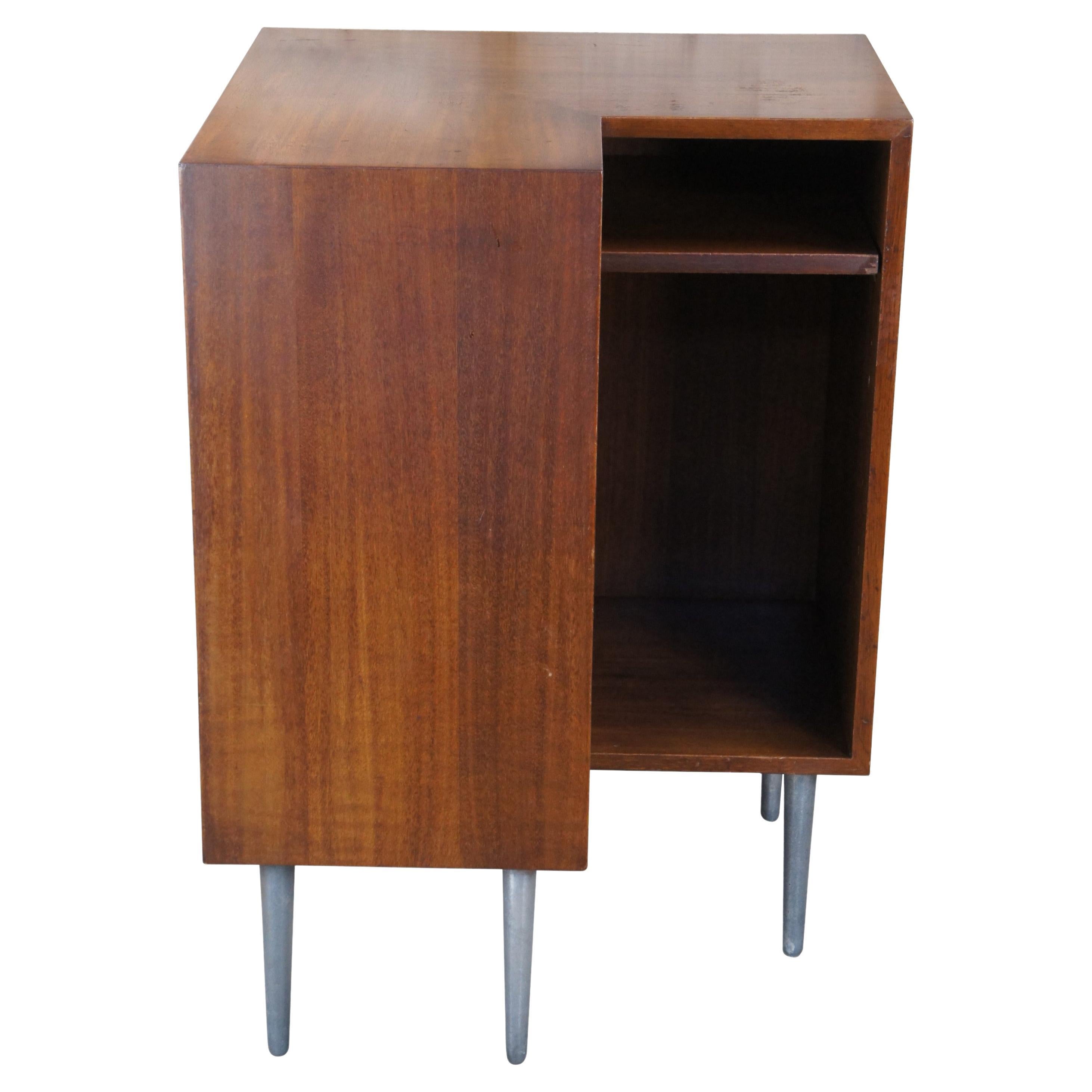 Rare Mid-Century Modern Edward Wormley Dunbar Walnut Corner Bookcase Console 38" For Sale