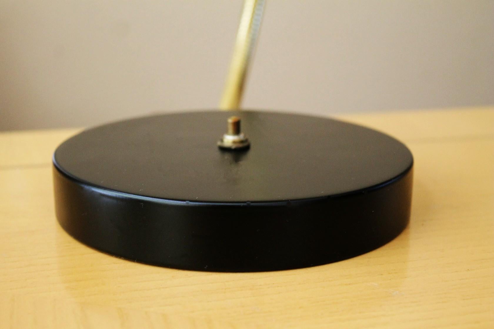¡RARO! Lámpara Cobra de Fibra de Vidrio Moderna de Mitad de Siglo Greta Grossman Prototipo Años 50 Metal en venta