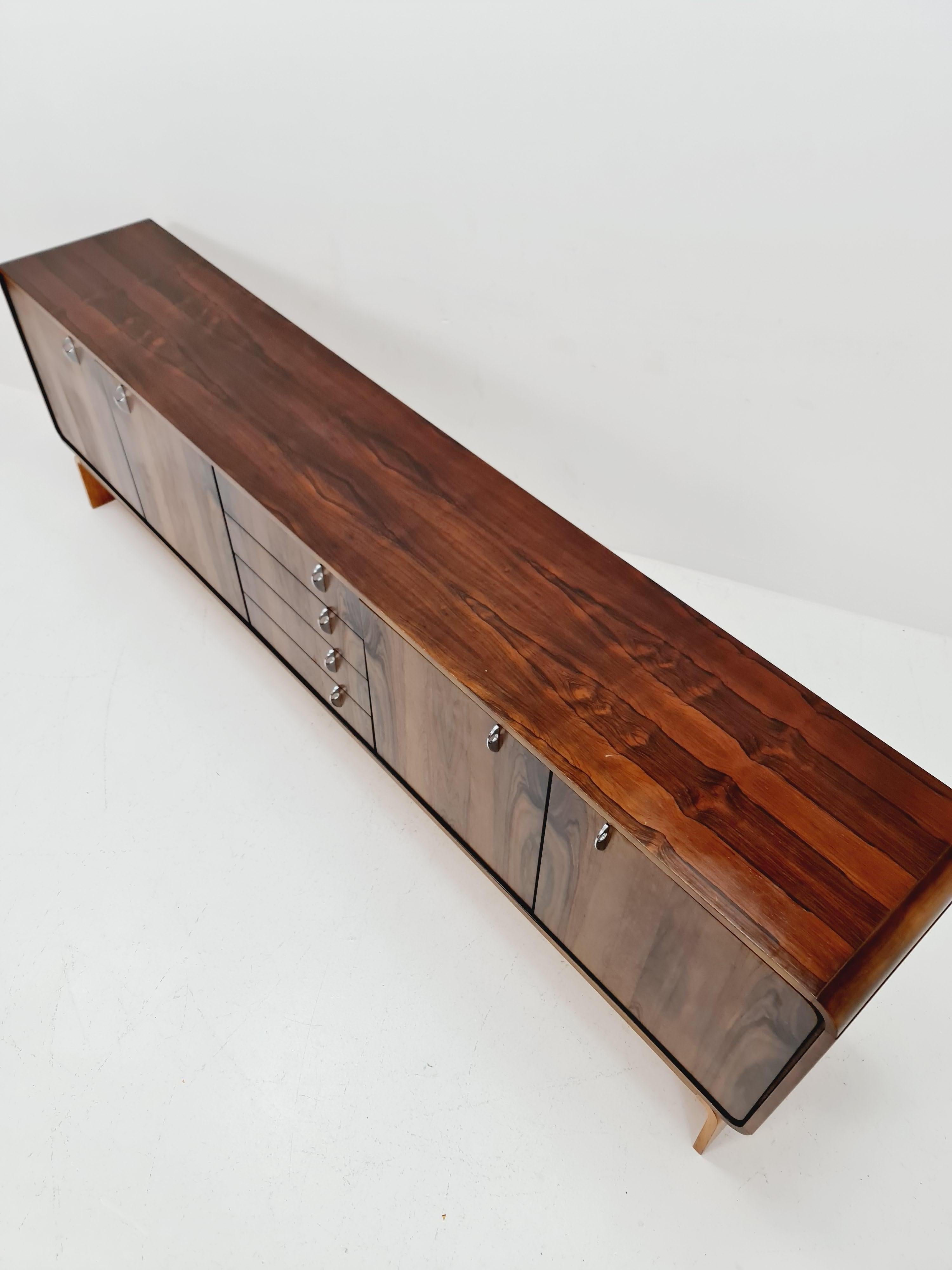 Teck Rare buffet allemand moderne du milieu du siècle dernier en teck, années 1960 en vente