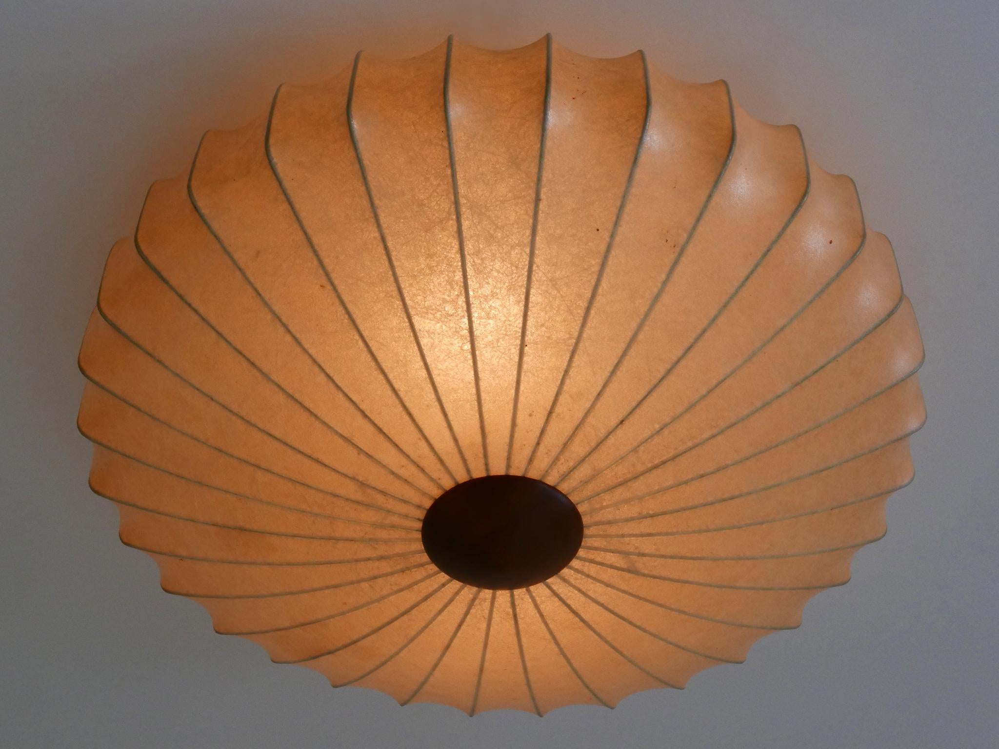 Tedesco Rara lampada da soffitto o applique Goldkant Cocoon della metà del secolo scorso, Germania 1960 in vendita