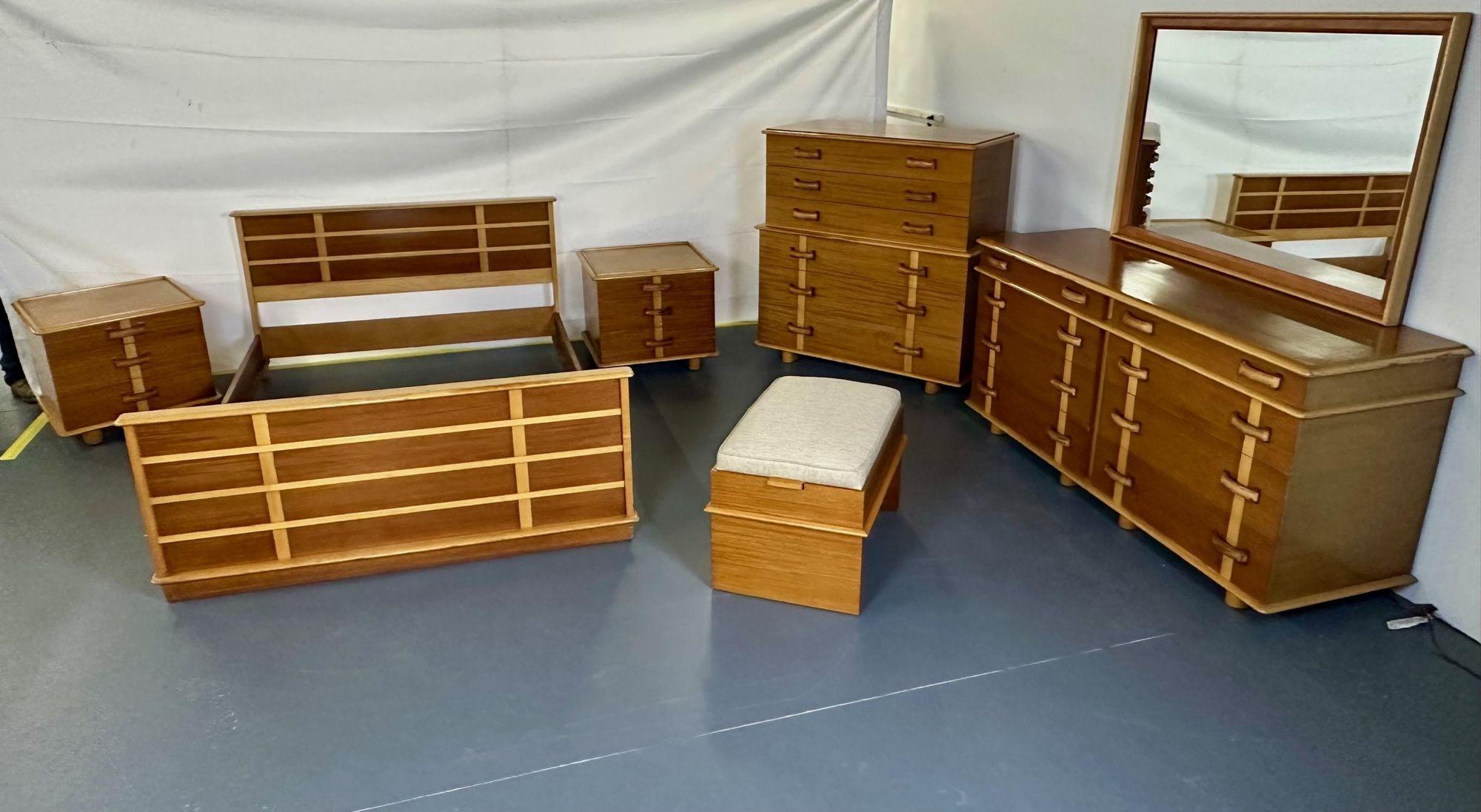 Rare Mid-Century Modern Paul Frankl for John Stuart complete 1950s bedroom set.
Paul Frankl for Johnson Furniture Co. and retailed by John Stuart. Branded Johnson Furniture Co. and labeled John Stuart to drawer interior. Stamped with manufacturer's