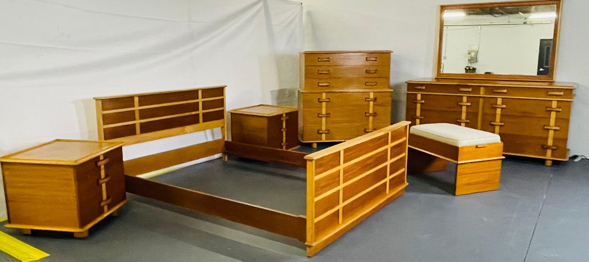 American Paul Frankl, John Stuart, Mid-Century Modern Rare Station Wagon Full Bedroom Set For Sale