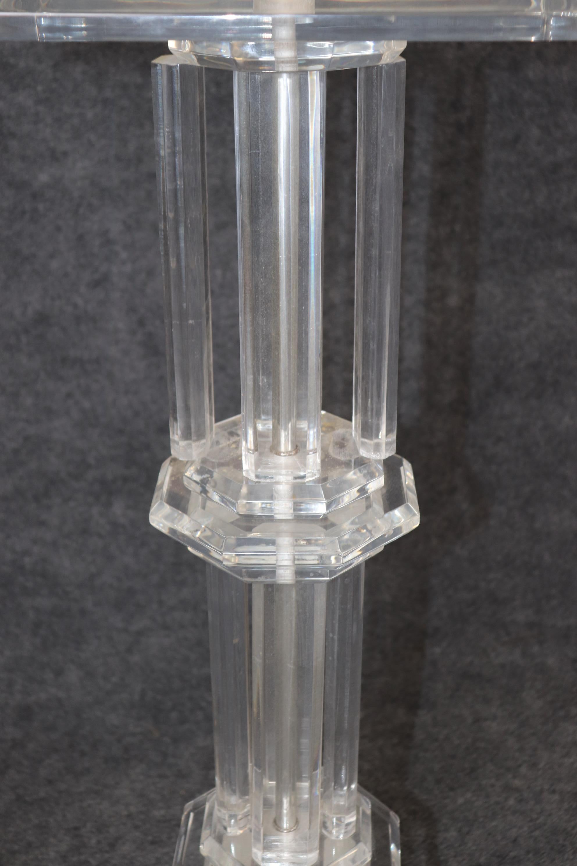 Rare Mid Century Modern Pedestal Planstand in the manner of Charles Hollis Jones In Good Condition For Sale In Swedesboro, NJ
