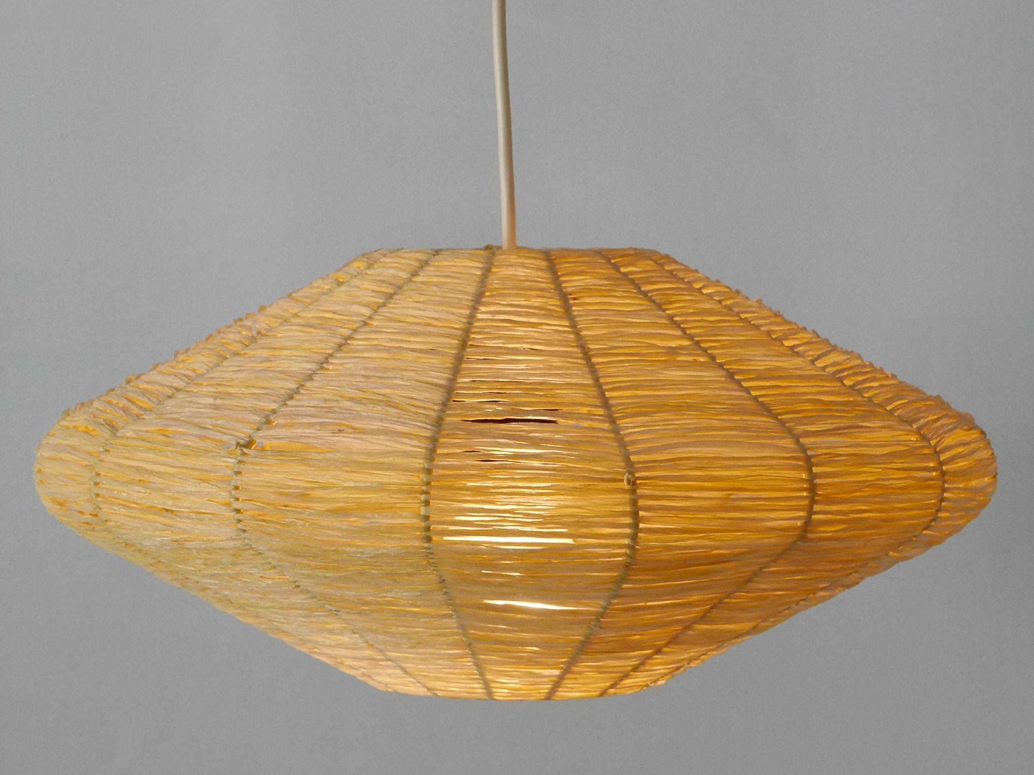 Rare Mid-Century Modern Raffia Bast Pendant Lamp or Hanging Light Germany 1970s For Sale 4