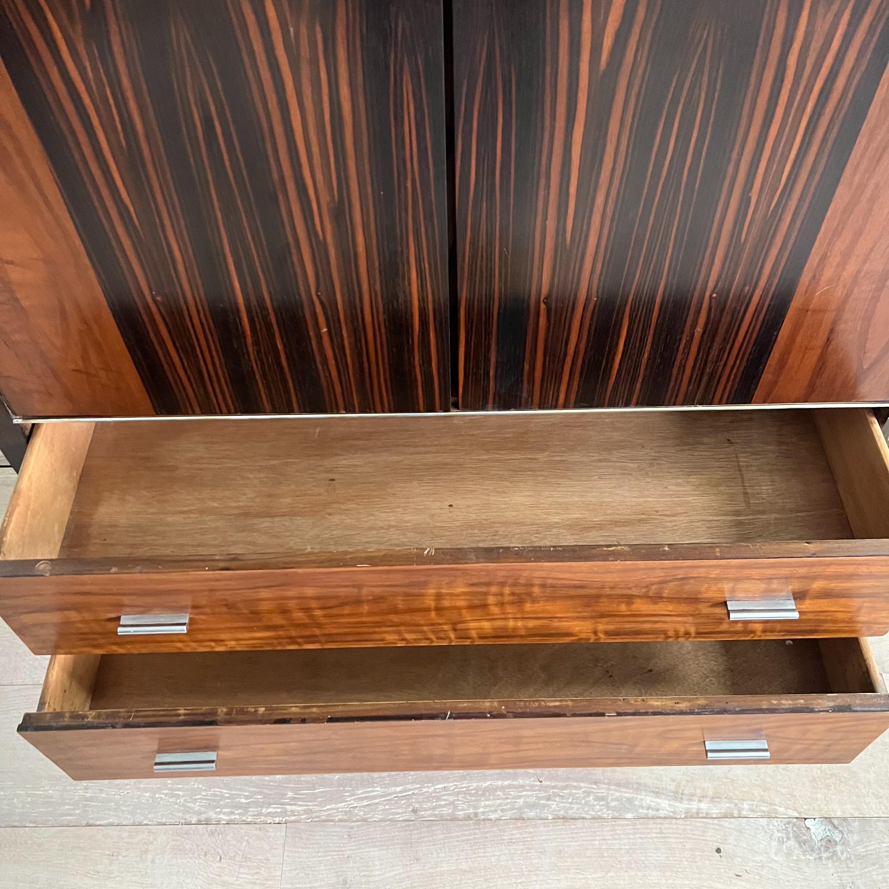 Rare Mid Century Modern Rosewood Gentlemen's Chest with Lucite Base by Modernage 6