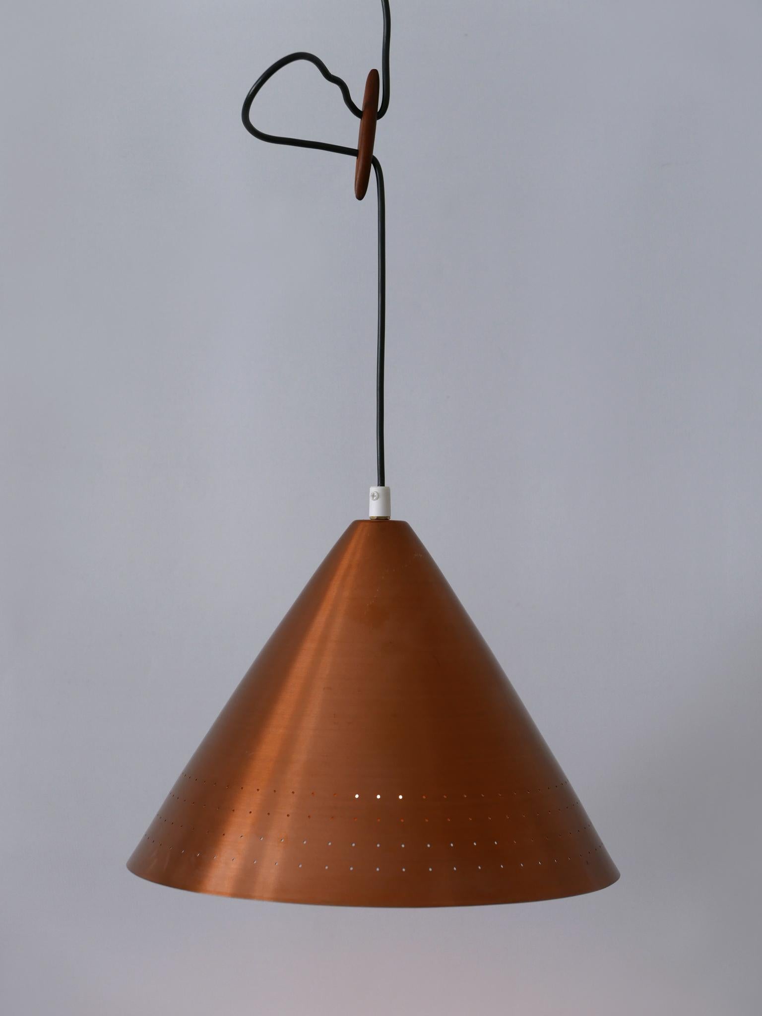 Rara lampada a sospensione in rame di The Modern Scandinavian, risalente alla metà del secolo scorso, o lampada a sospensione  1960s In condizioni buone in vendita a Munich, DE
