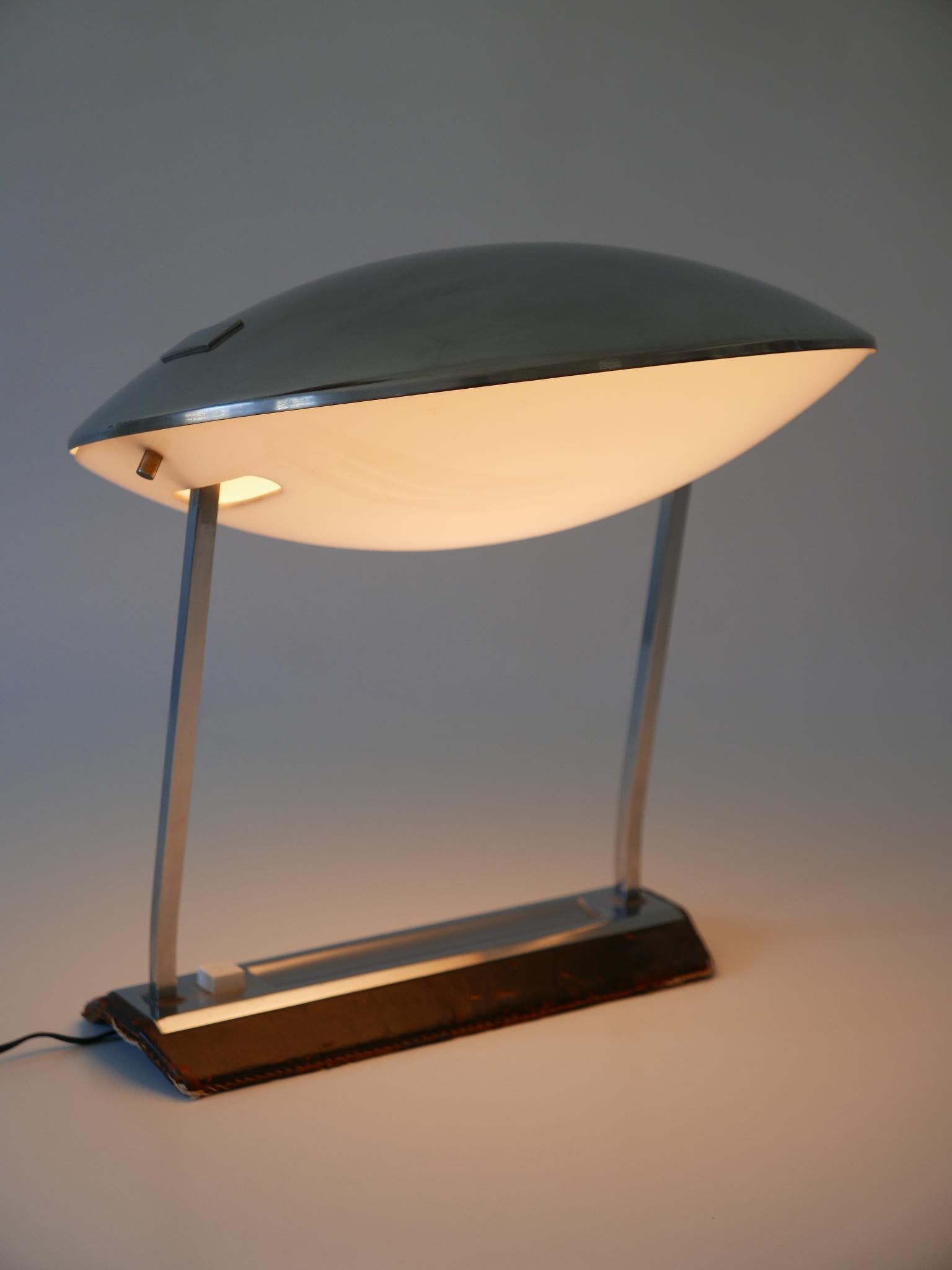 Rare Mid Century Modern Stilnovo Desk Lamp Model 8050 Metalarte 1960s For Sale 4