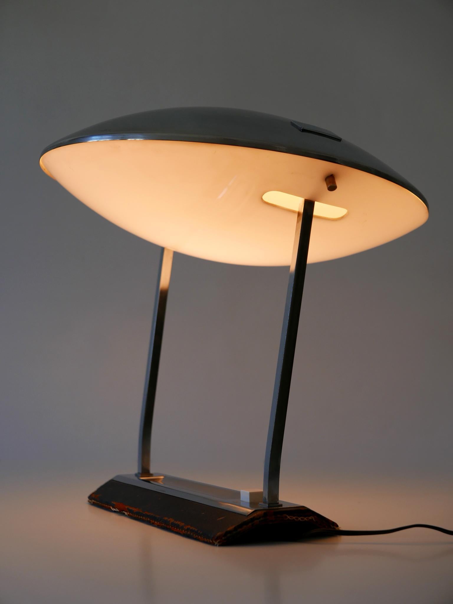 Rare Mid Century Modern Stilnovo Desk Lamp Model 8050 Metalarte 1960s For Sale 8
