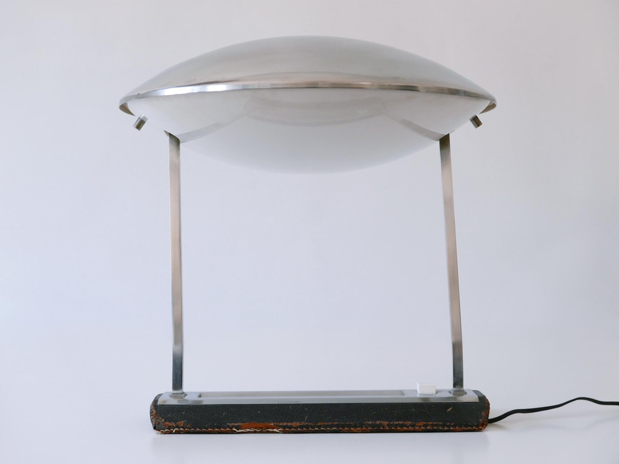 Italian Rare Mid Century Modern Stilnovo Desk Lamp Model 8050 Metalarte 1960s For Sale