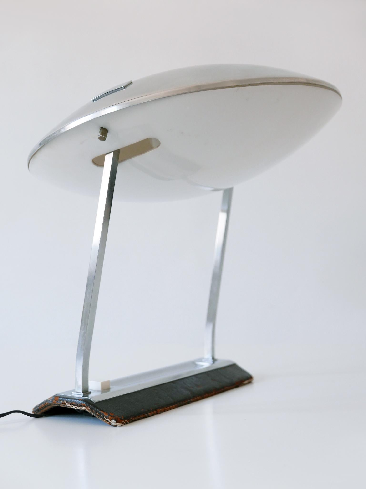 Métal Rare lampe de bureau moderne mi-siècle Stilnovo, modèle 8050 Metalarte, années 1960 en vente