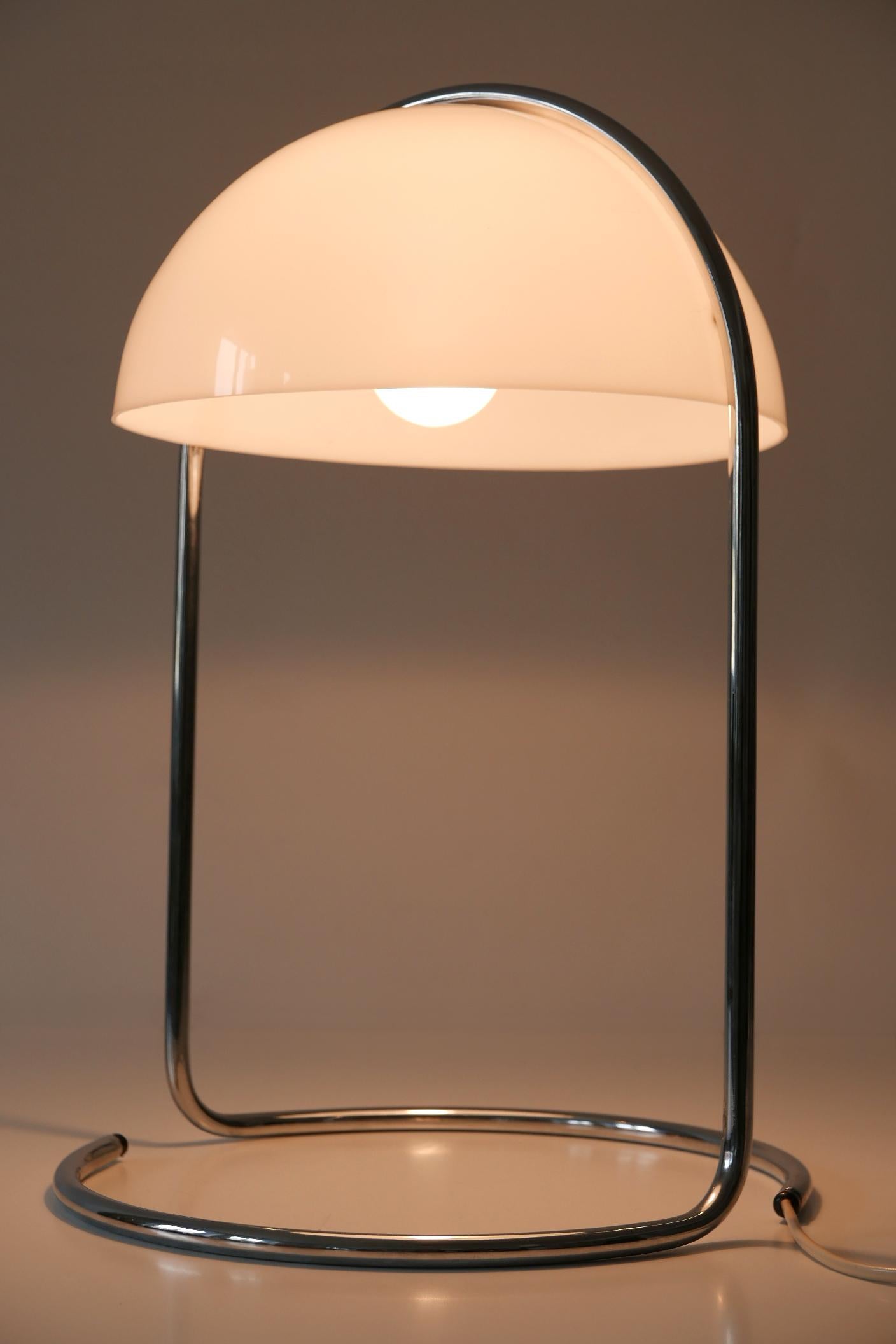 Rare Mid-Century Modern Table Lamp MIRI by Neal Small for Nessen, 1970s, USA 1