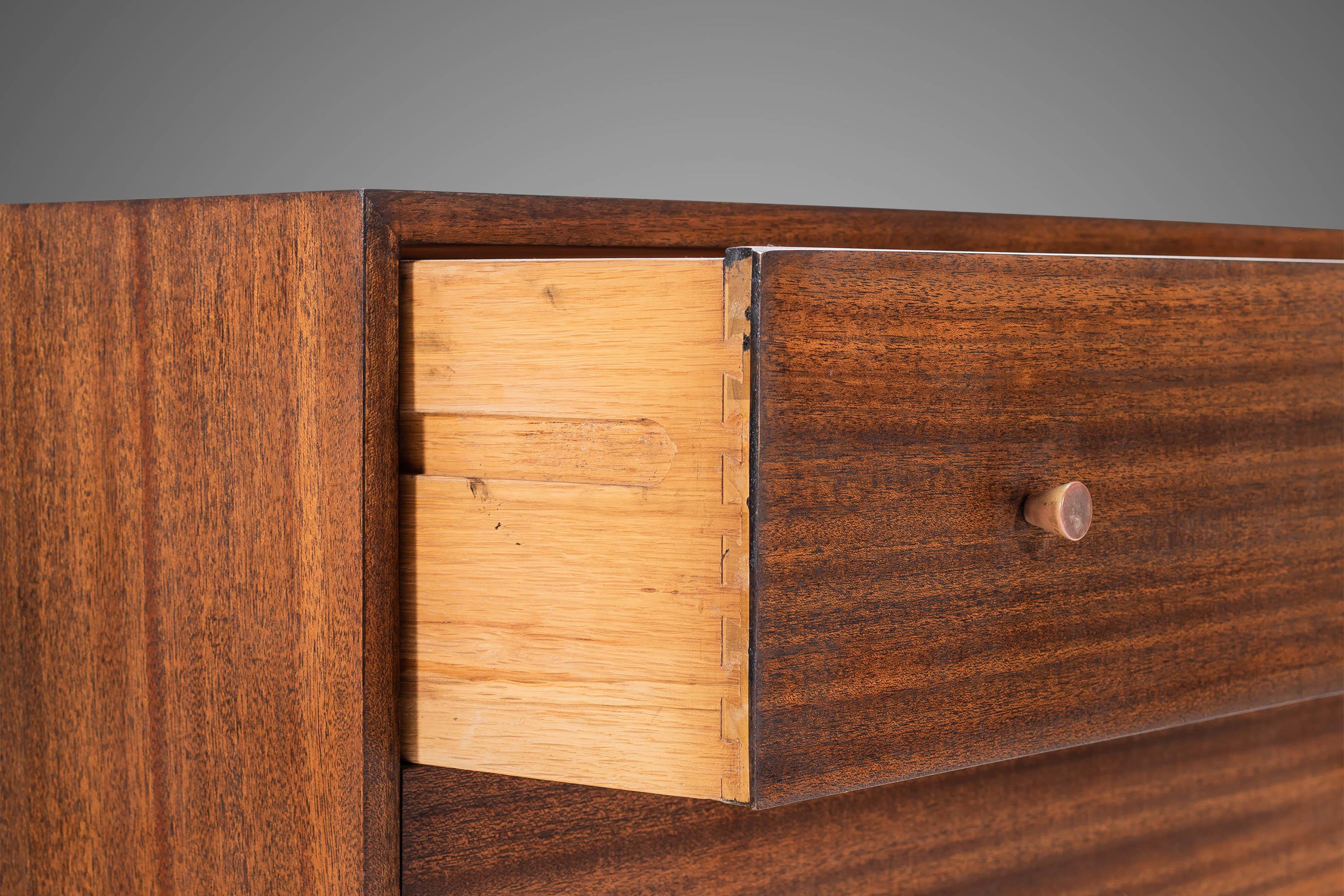 Rare Mid-Century Modern Three-Drawer Dresser in Mahogany by Harvey Probber, USA For Sale 2